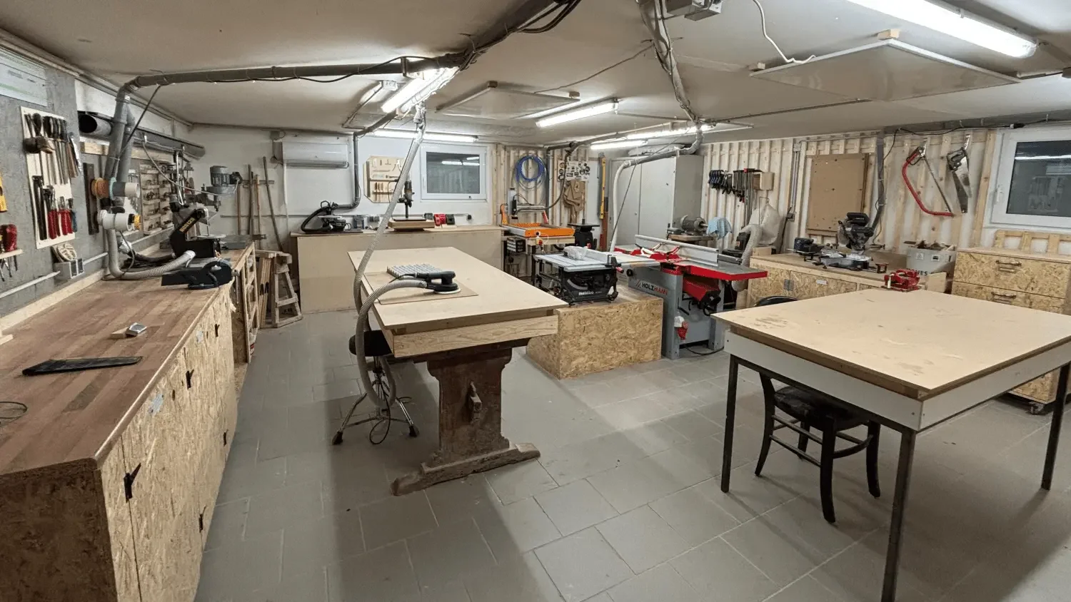 Must-Have-Werkzeuge für den Gitarrenbau
