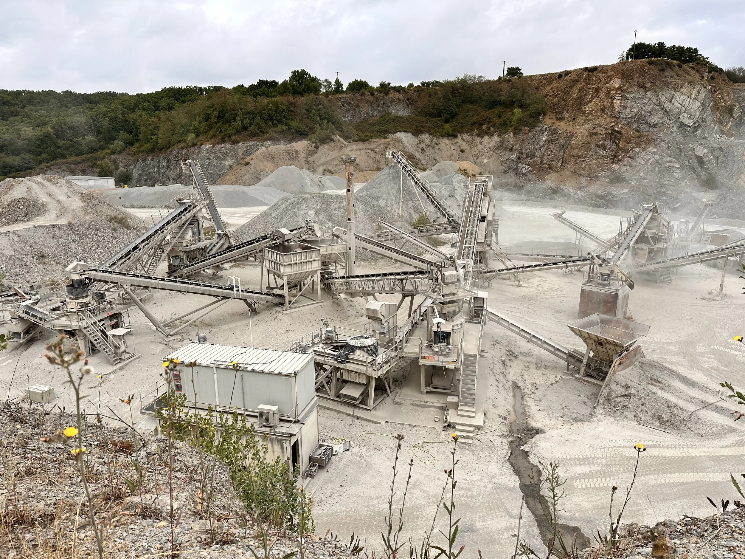 Étude acoustique ICPE sur un site de carrière : expertise, réglementation et conformité