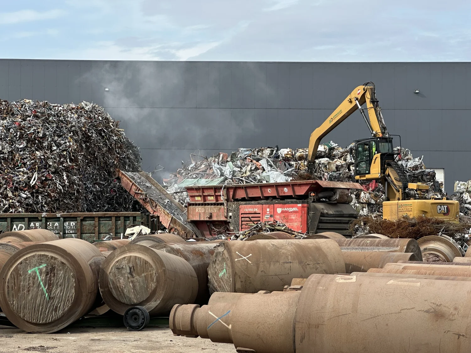 Site de revalorisation de déchets ferreux soumis à une étude acoustique ICPE — environnement de mesure en limite de propriété