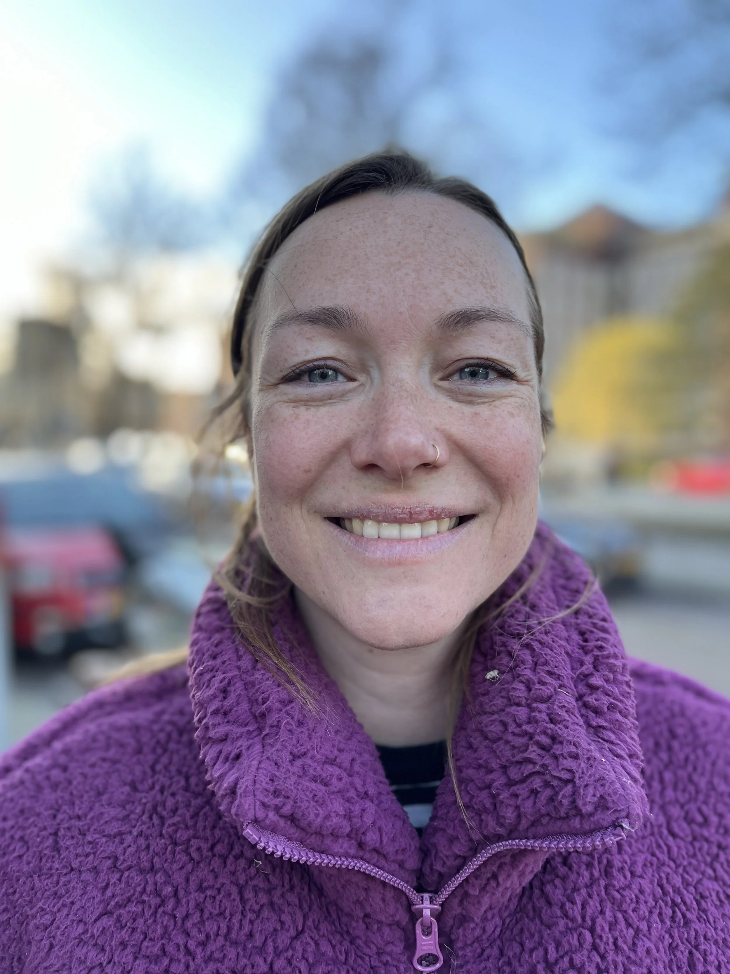 Pilates Practice Amsterdam proud to help busy working mums with keeping their level of fitness and balance their workload with me time. Amsterdam West is a perfect location to reach fast.