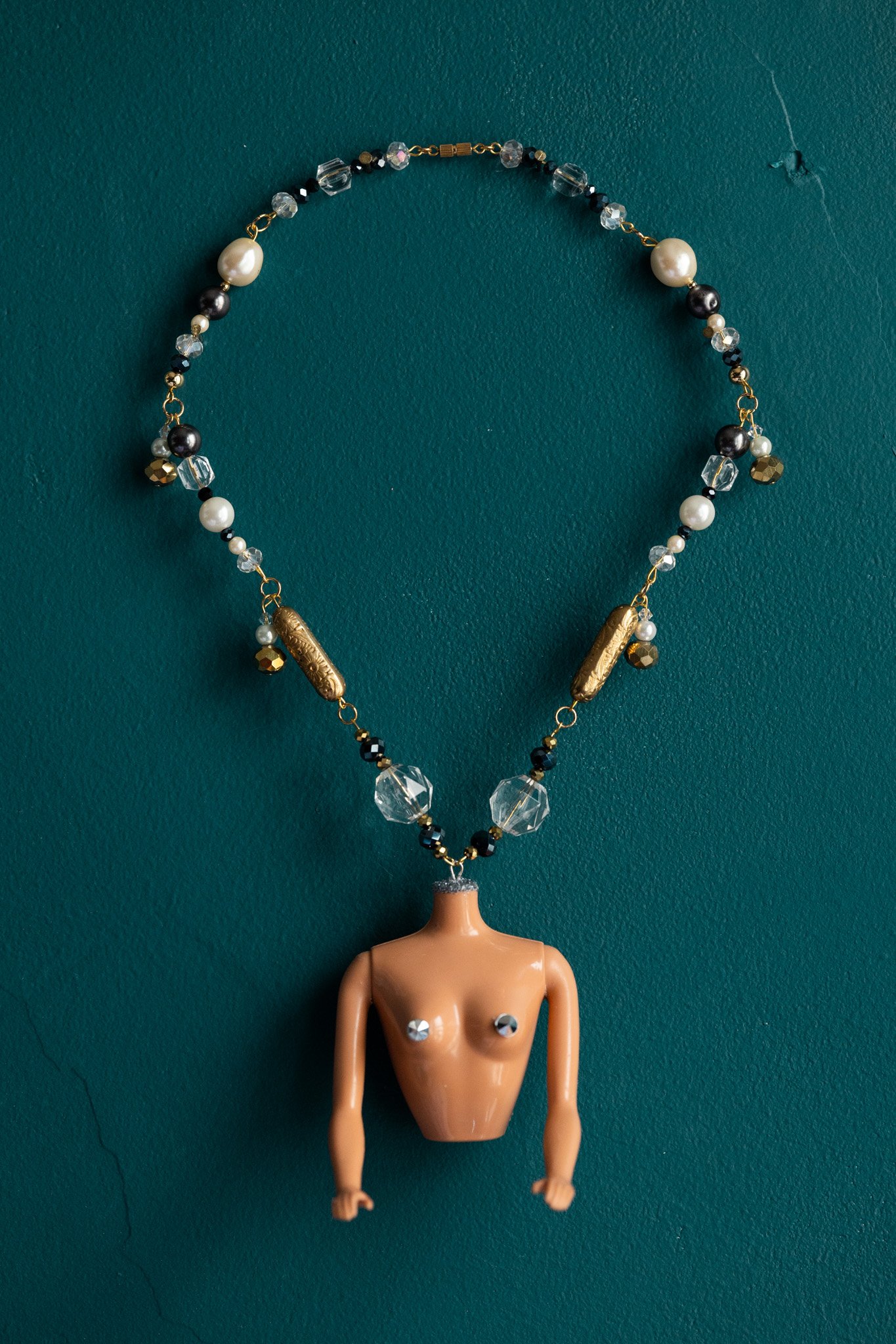 2024.04.09 Sarah Smallwood Parsons-Necklaces_552.jpg