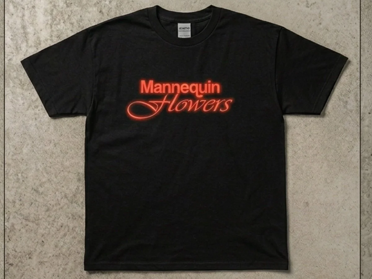 Mannequin Flowers Band Logo T-Shirt