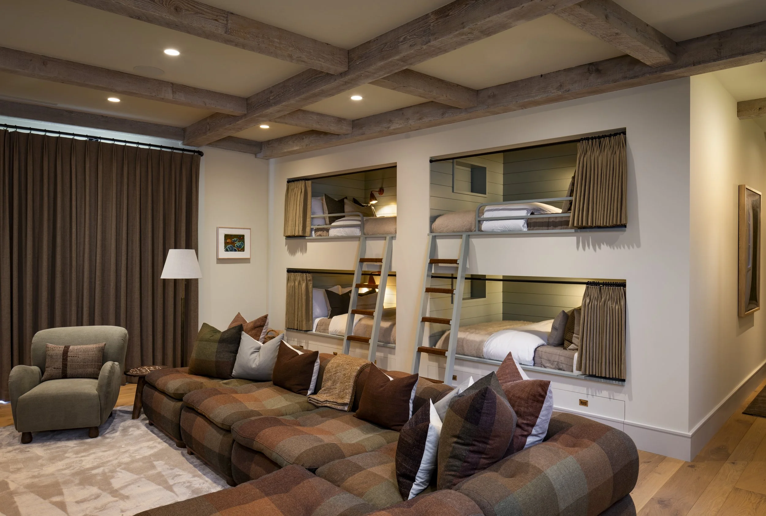 212 Sun Peak - Interior - 337-Edit.jpg