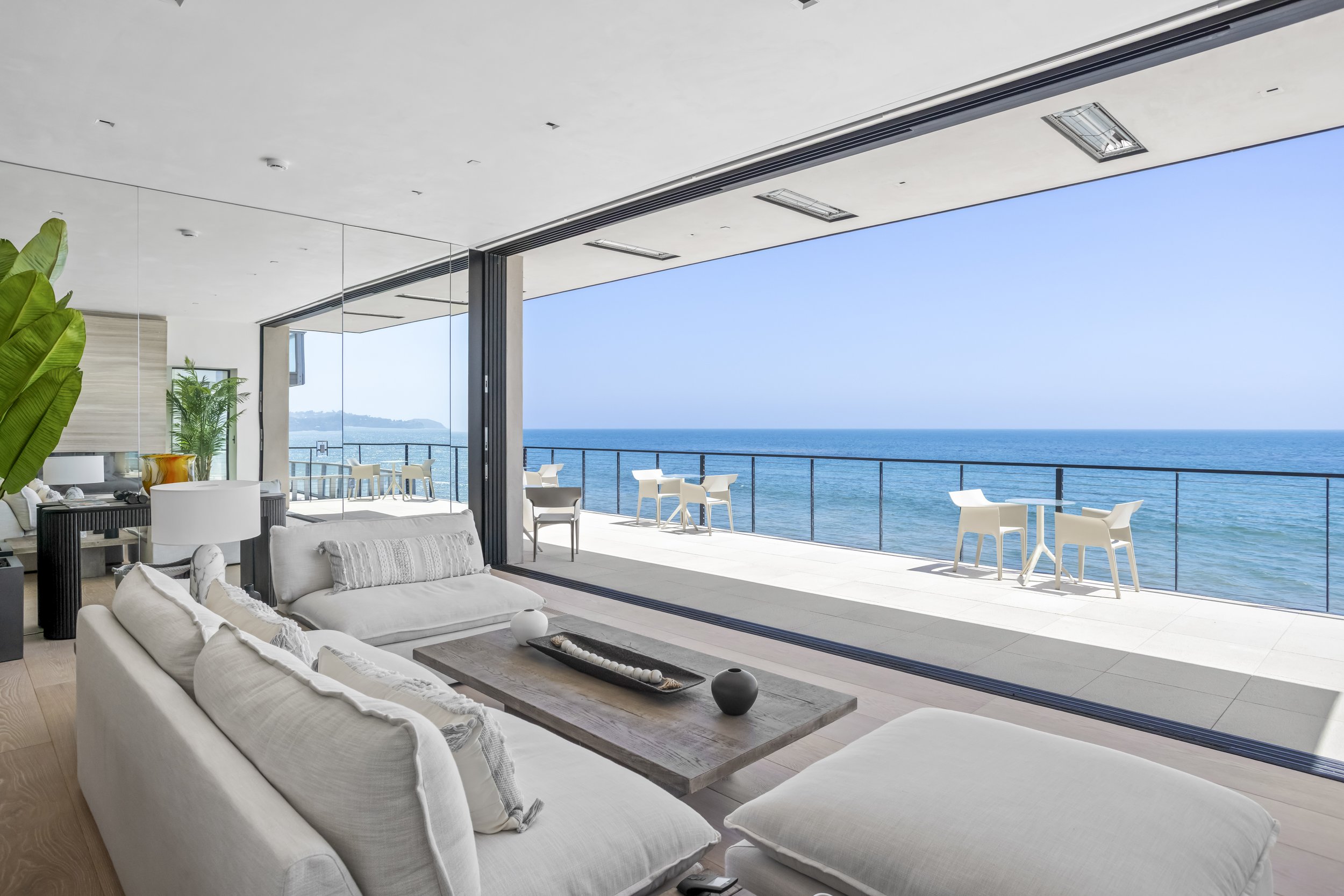 RTABBOTT_MALIBUCOLONY_10.jpg