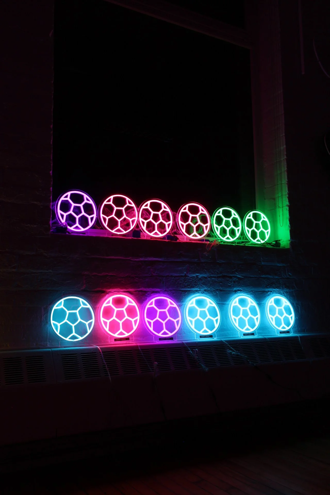 liberty kicks-2026-FIFA-neon-fun-club-LED-soccer-balls- canon-24.jpg