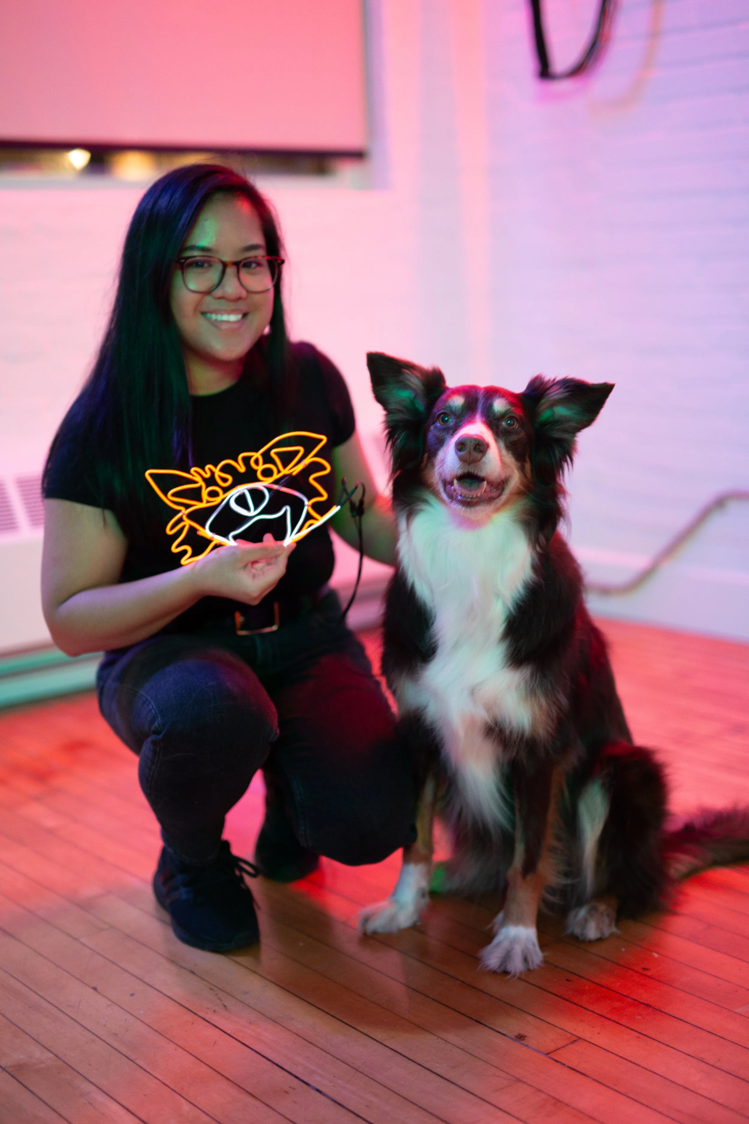 neon-fun-club-dog-neon-workshop-luna-20.jpg