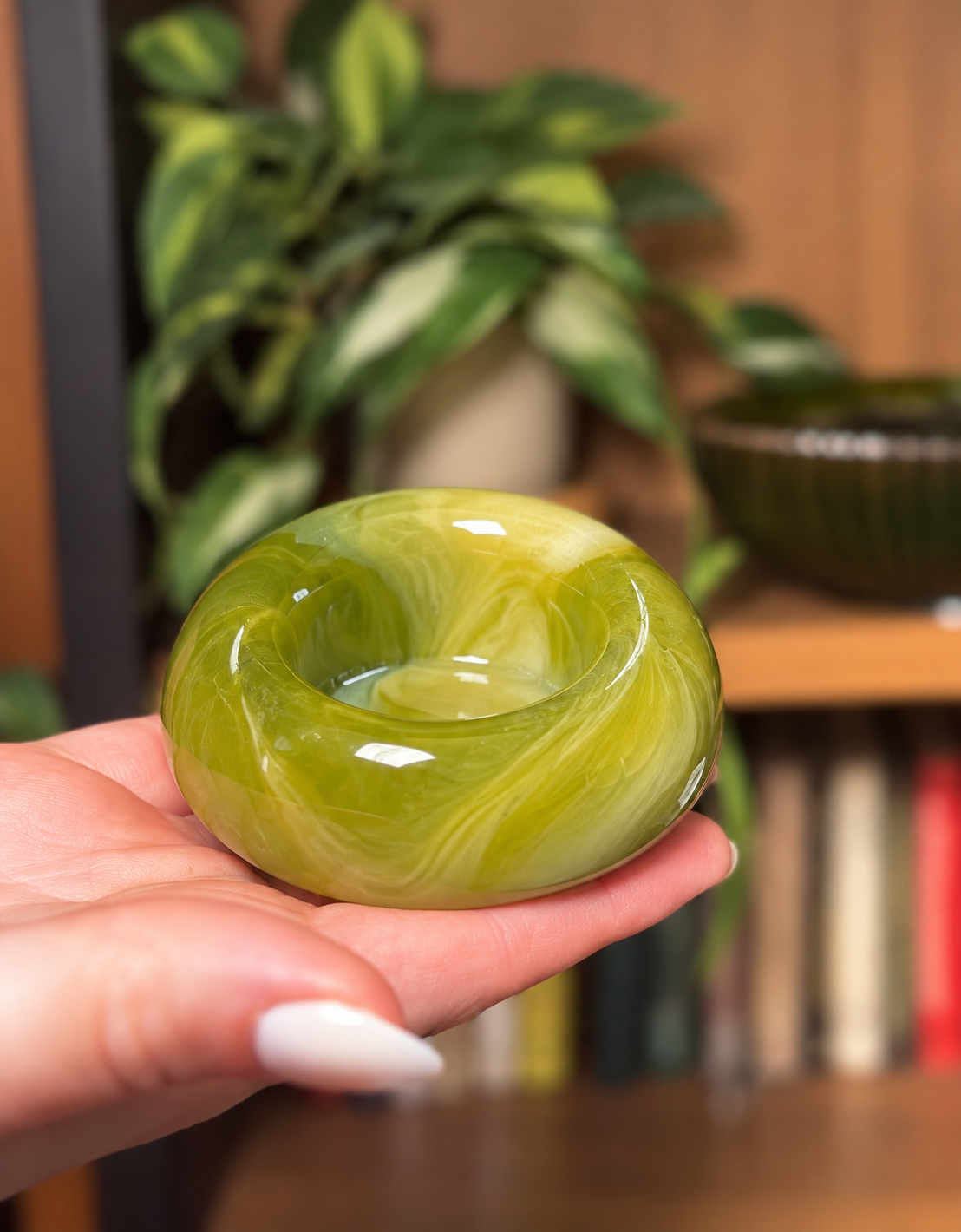 Glossy Marbled Green Trinket Dish.png
