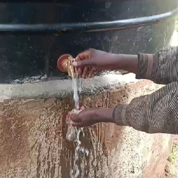 Water tank  connected and it’s raining