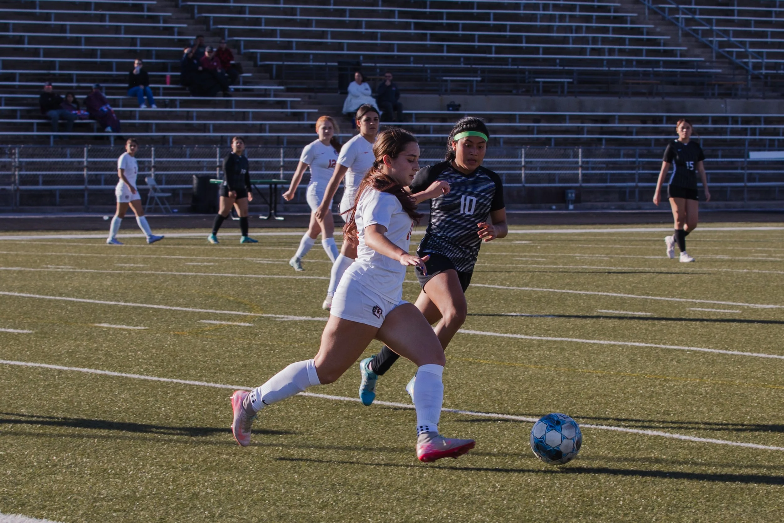 2512_ECHS vs Glenn Scrimmage-50.jpg