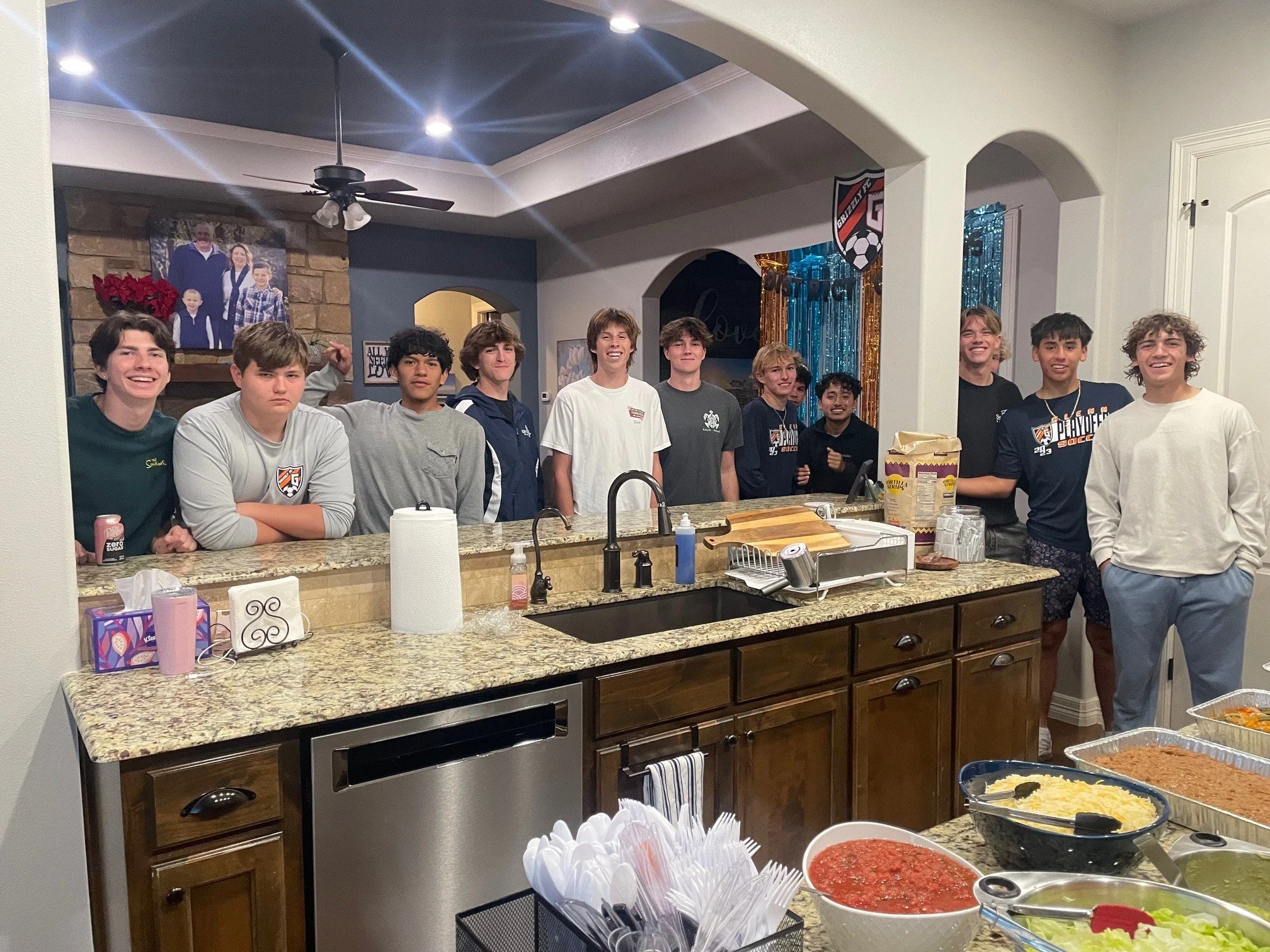 Team Dinner 2.jpg