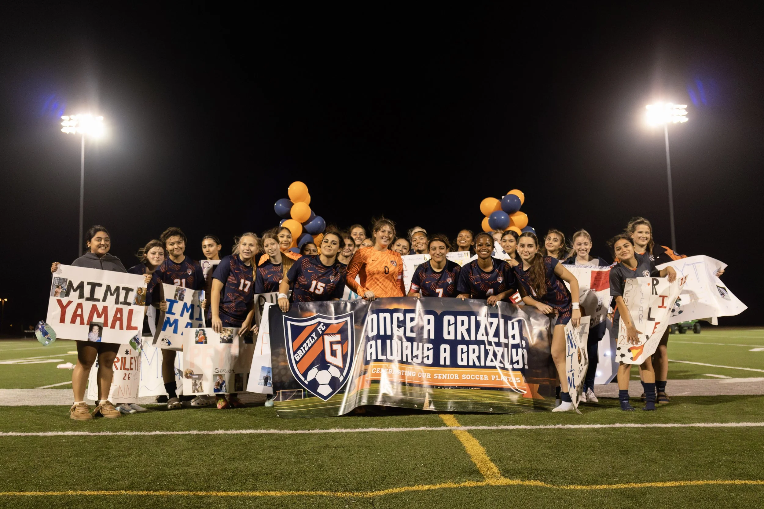 LGFCSeniorNight(14).jpg