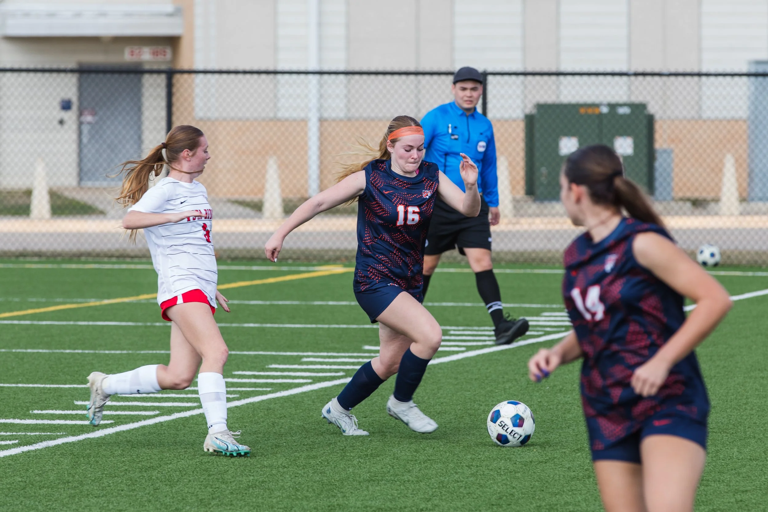 2512_Blue Santa Scrimmage-334.jpg