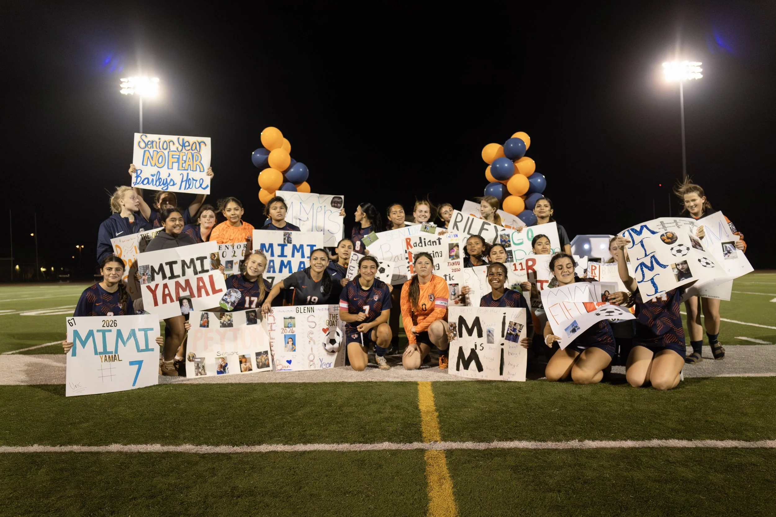 LGFCSeniorNight(22).jpg