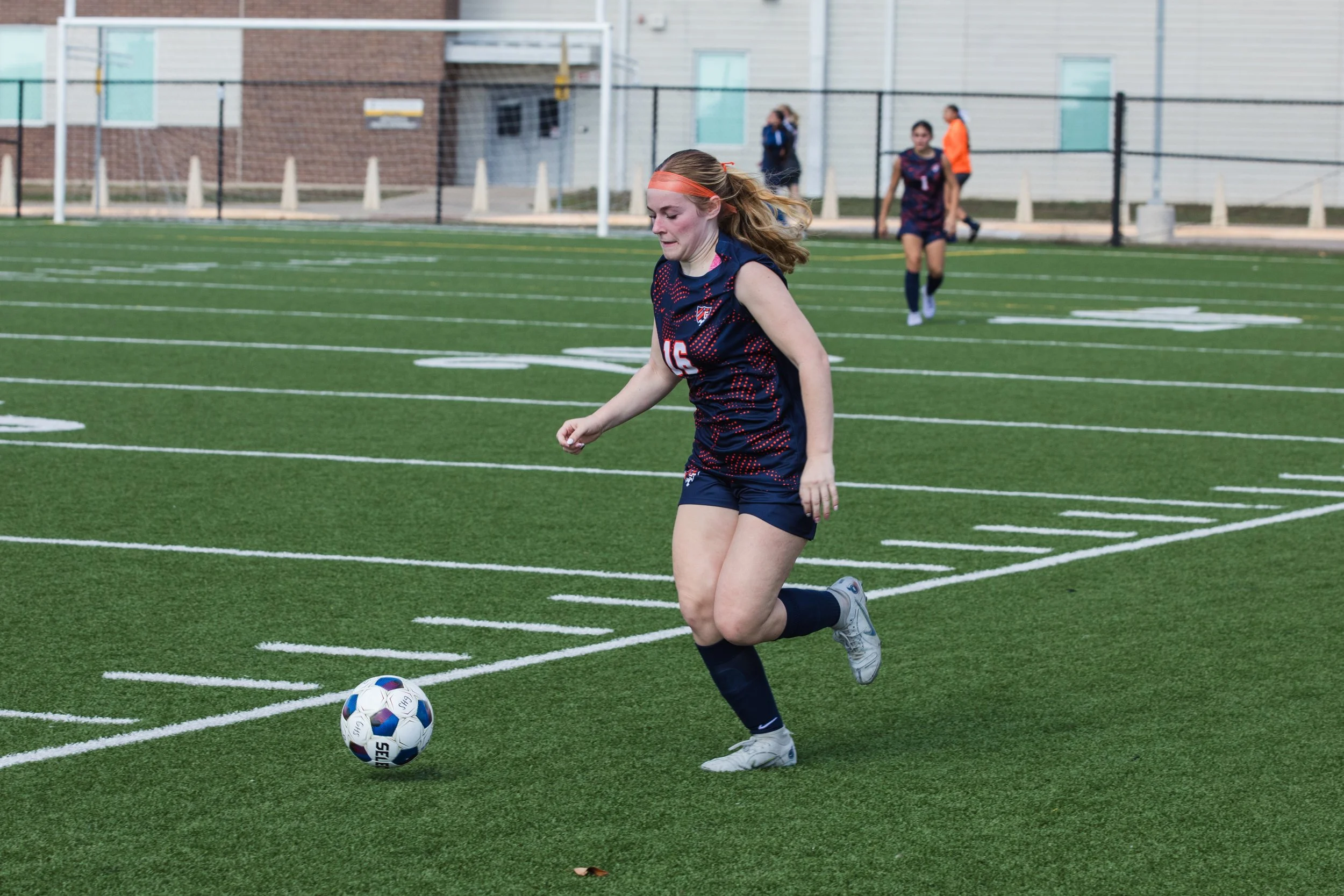 2512_Blue Santa Scrimmage-266.jpg