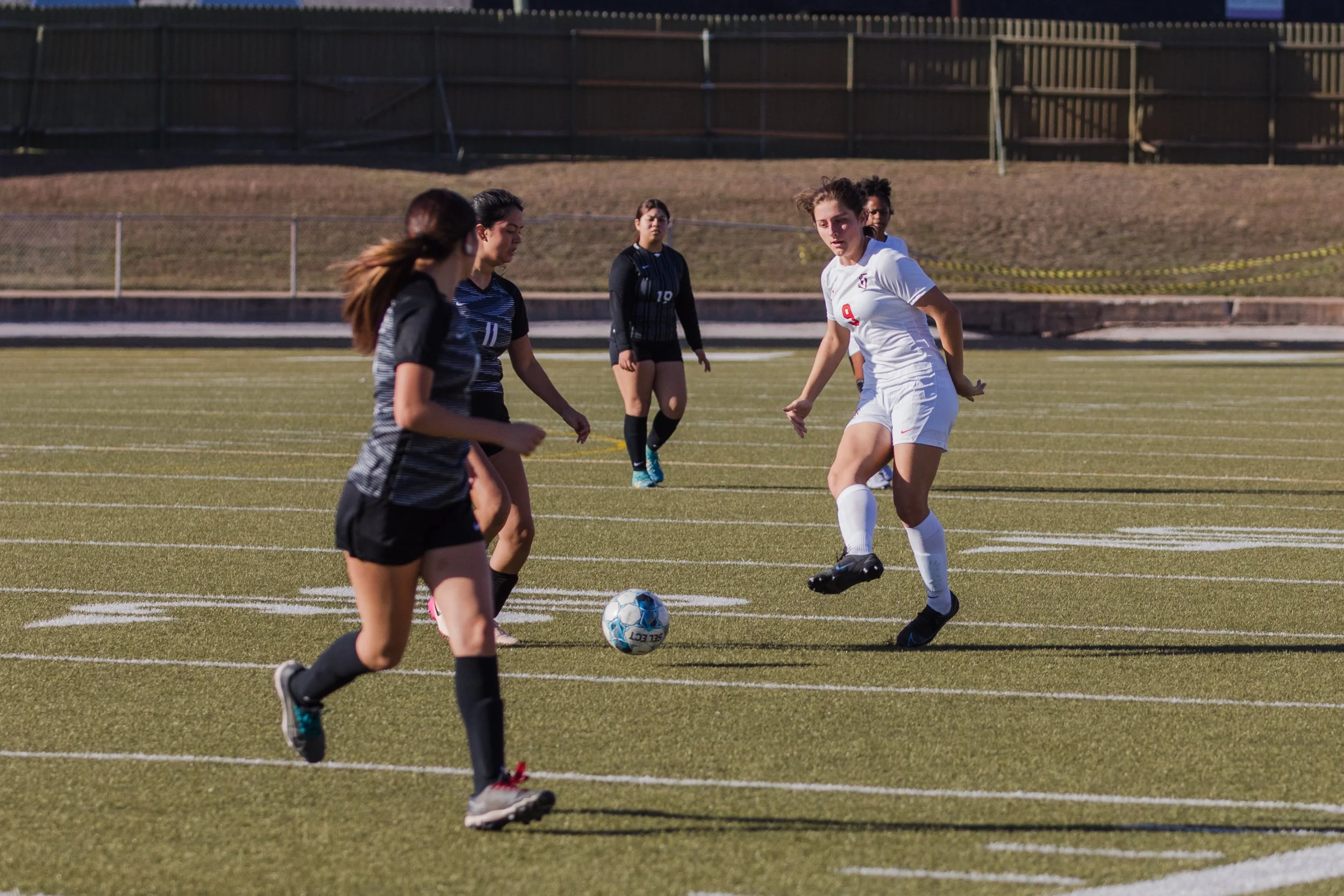 2512_ECHS vs Glenn Scrimmage-30.jpg