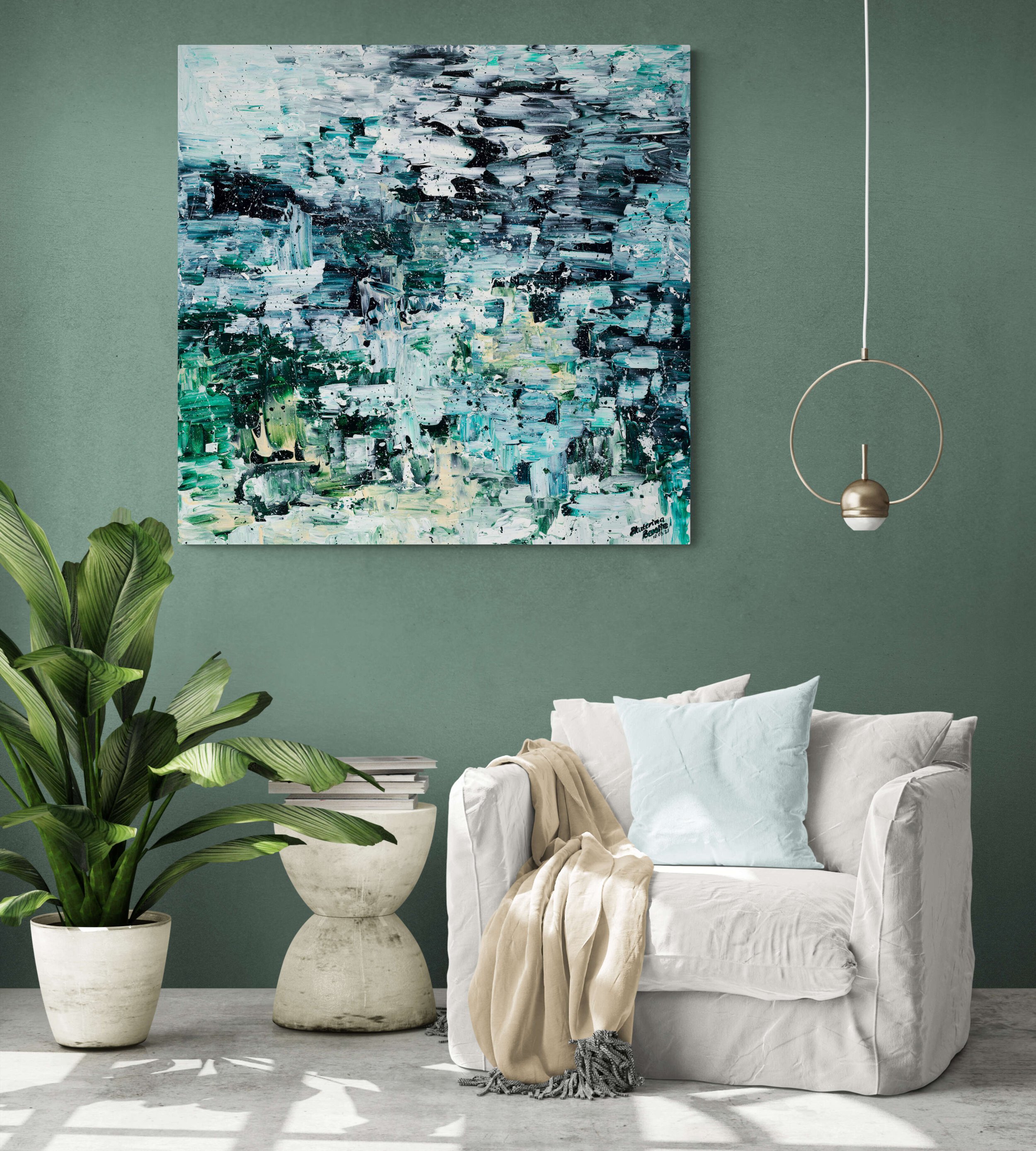 Tropical_living_room_with_chair_and_large_plant-3.jpg