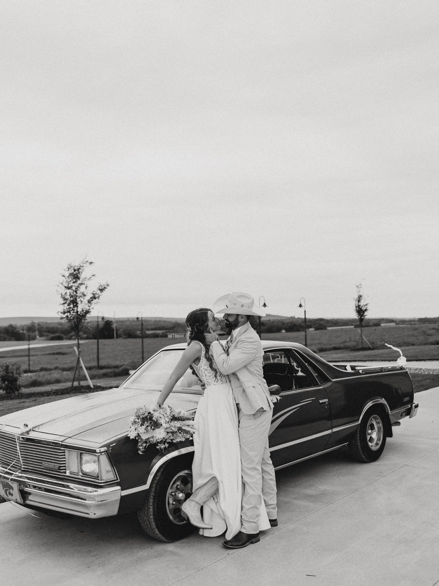 &lsquo;Til the wheels fall off ❤️&zwj;🔥 #brickbride 

PC :: @opentrianglephotography