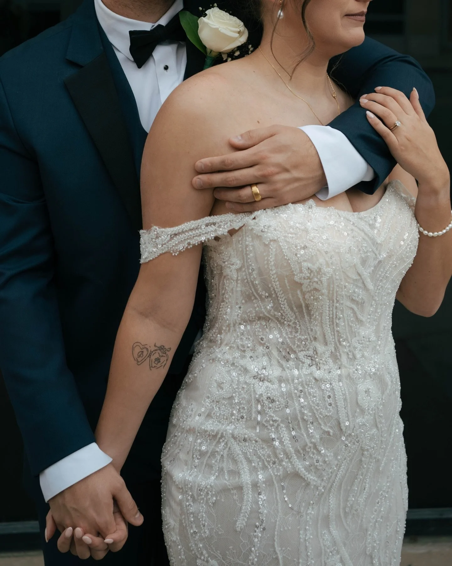 Every post is better when there are doggos involved 😇 #brickbride 

PC :: Maddie Jean Photos