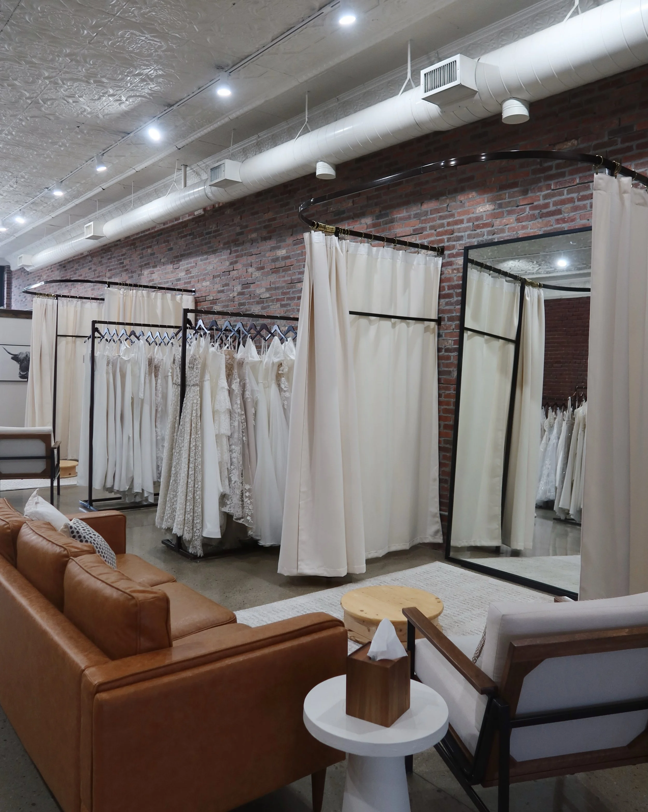 A fresh lil facelift 💅 

#bridalshop #wichitaks #ict #kansas #kansasbride