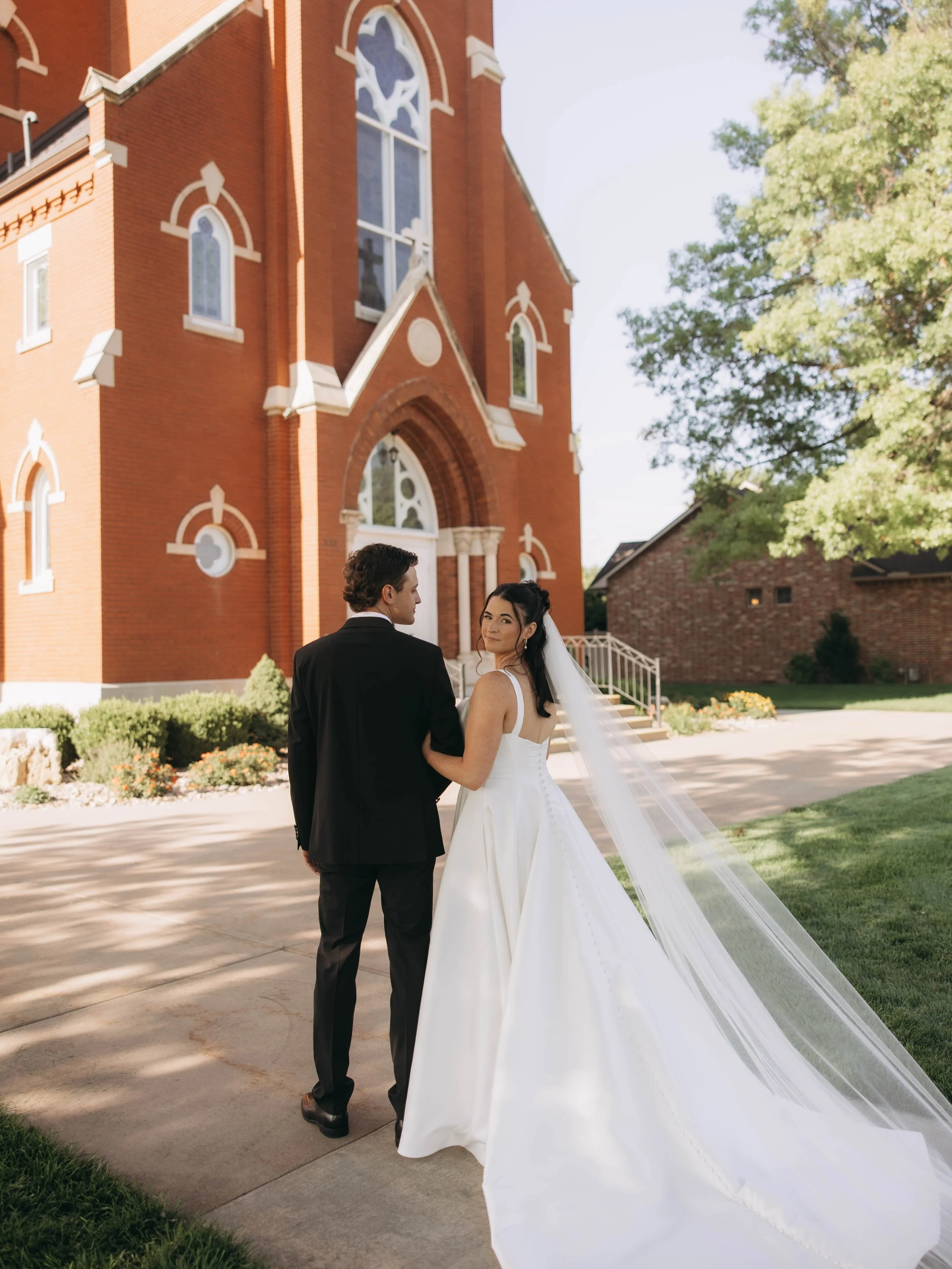 Gabby &amp; Thatcher &amp; the start of forever 🕊️ #brickbride 

PC :: @mackenziegardinerphotography