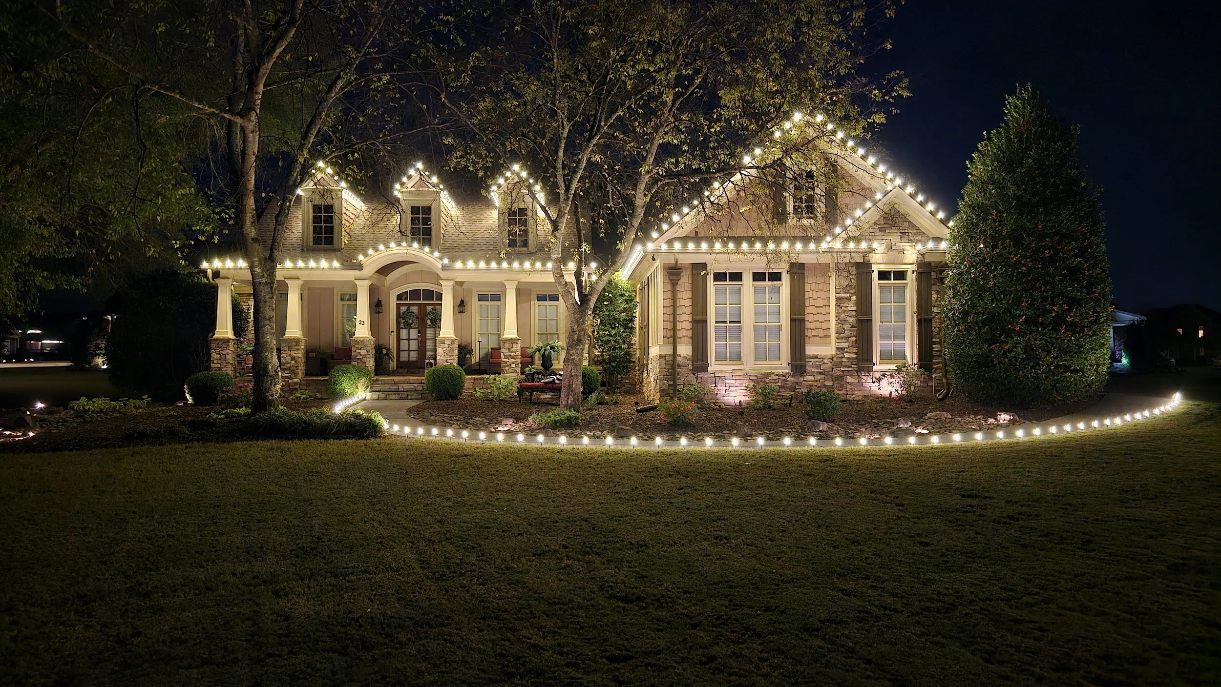 Cartersville residential Christmas light installation River Shoals community