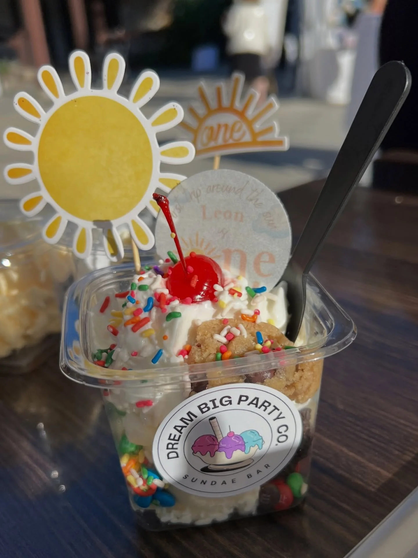 Leon's 1st Trip Around The Sun ☀️ 
Custom Dream Big Sundae Bar 🍨