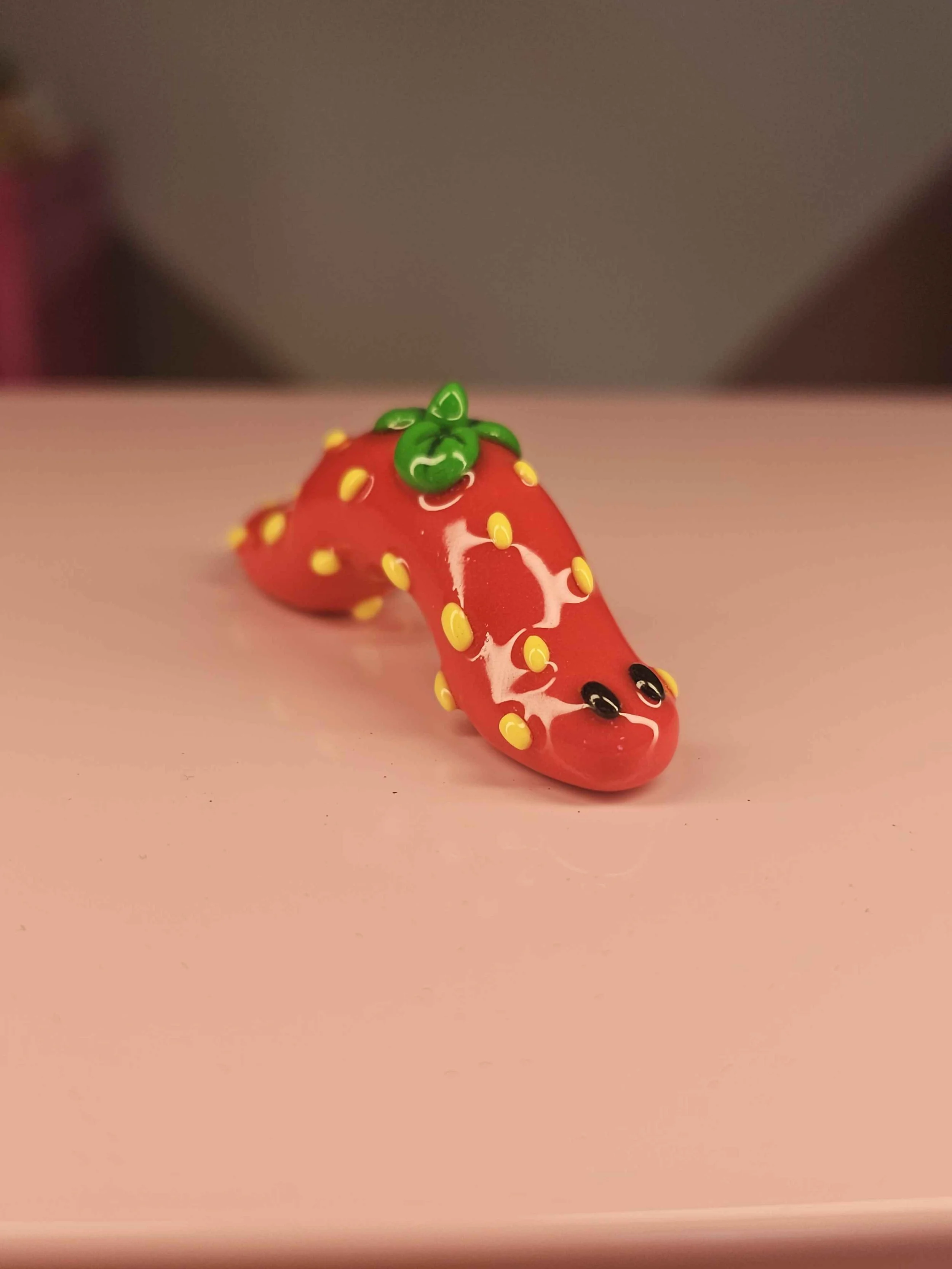Strawberry Lil Pillar