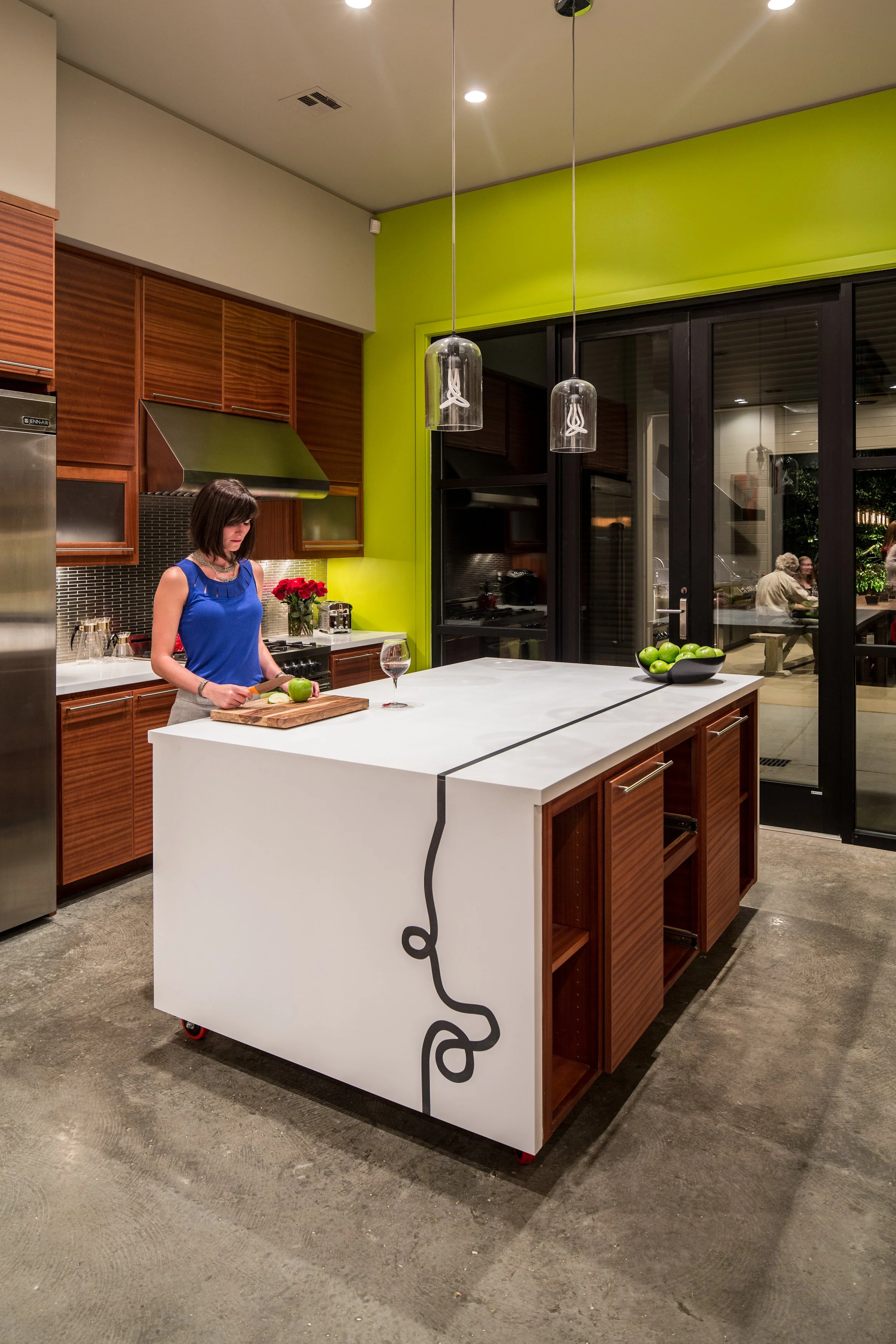800 West Alabama - Kitchen.JPG