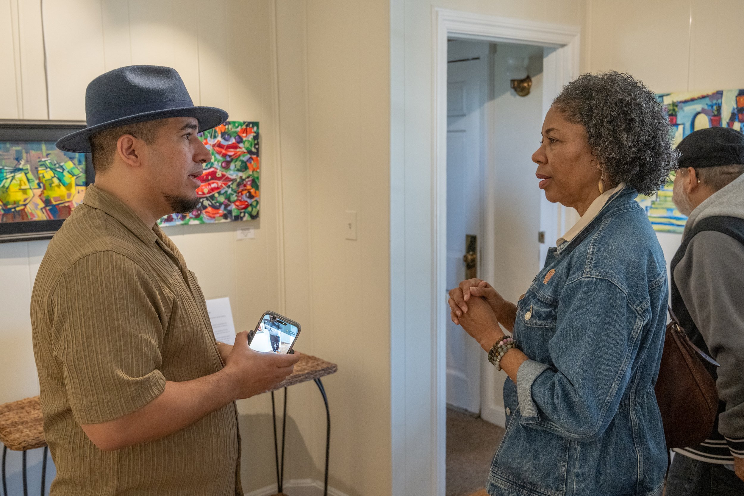 Enrique Zaldivar Opening at FOMA Gallery 4-12-26-19.jpg