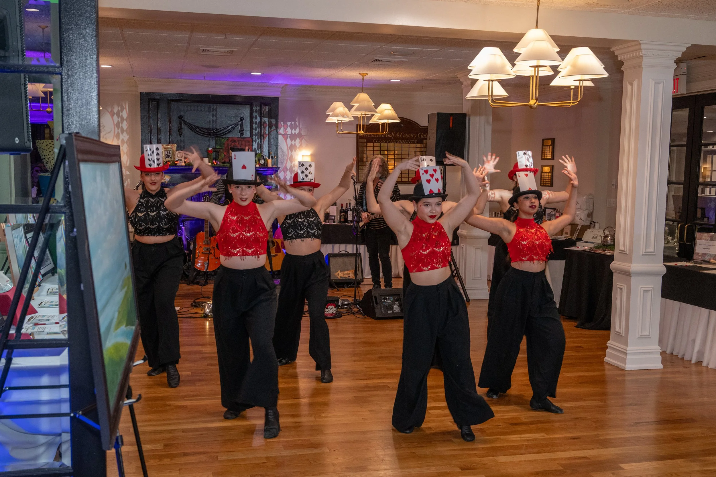 FOMA Gala Through the Looking Glass 3-7-26-91.jpg