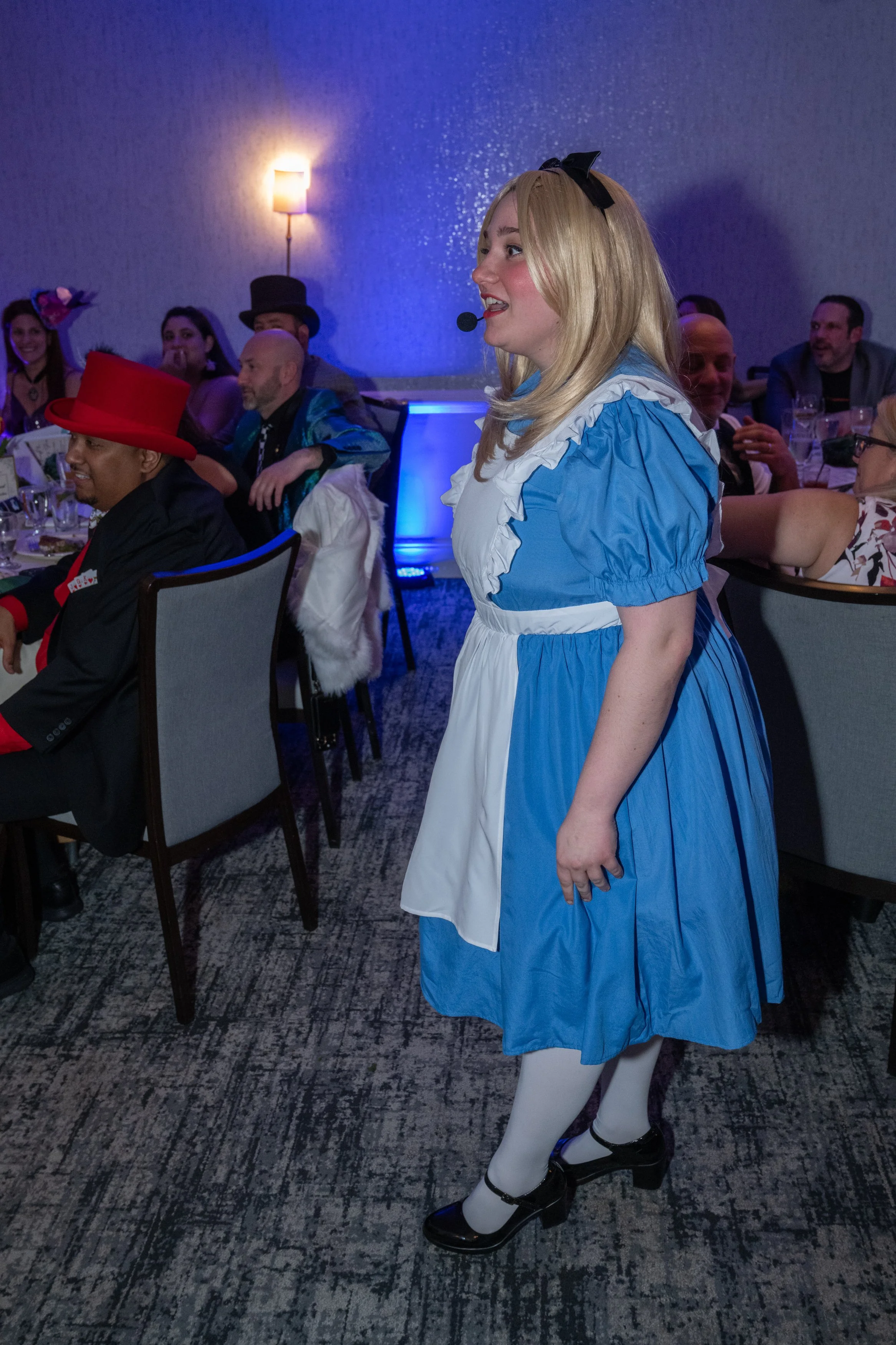 FOMA Gala Through the Looking Glass 3-7-26-100.jpg