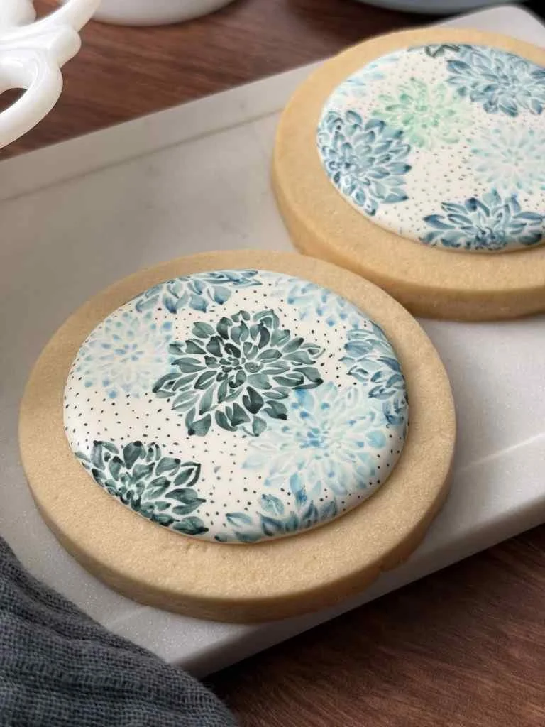 Close Up of Hand-Painted Schumacher Dahlia Design on Cookies.jpg