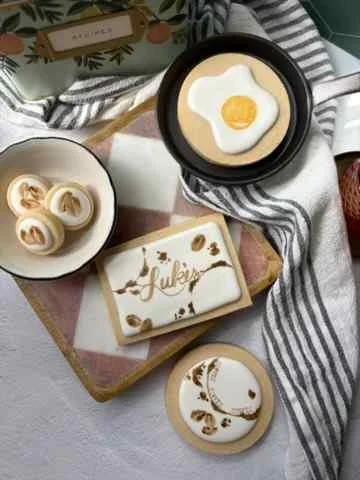 Coffee at Luke's Diner Cookies.jpg
