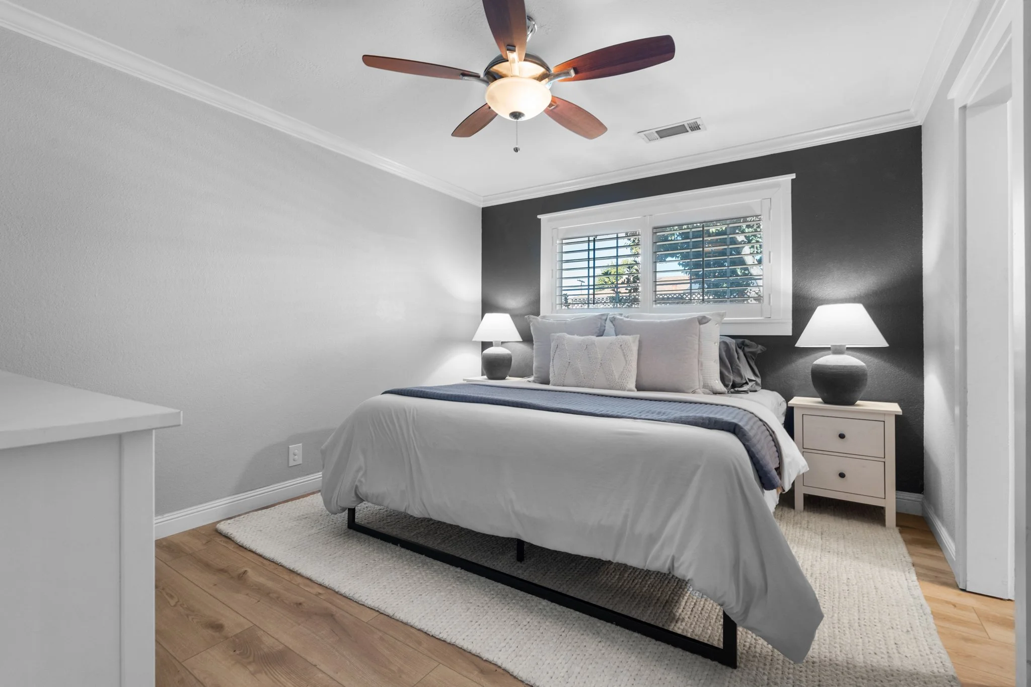 3946 Santa Clara 22.jpg