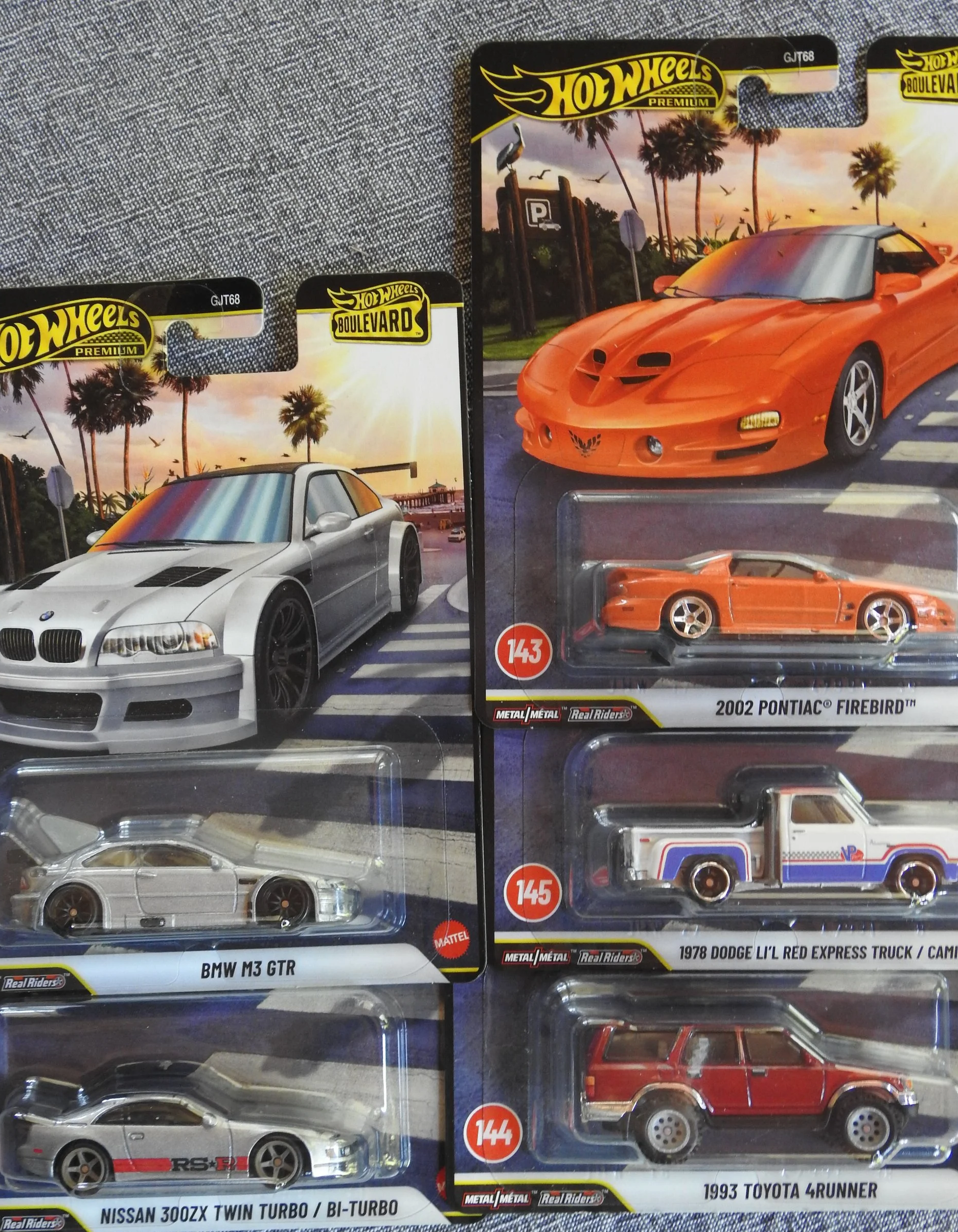 Hot Wheels Boulevard Collector Set of 5