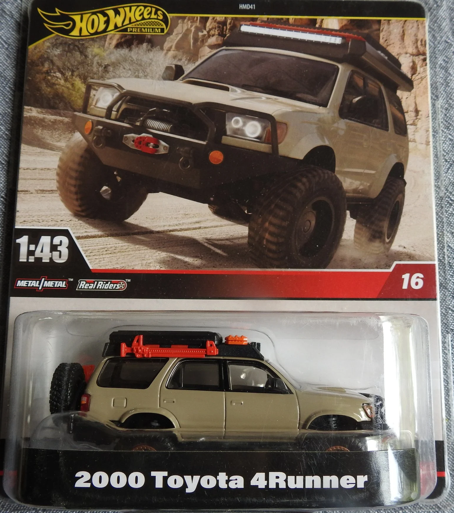 Hot Wheels 2000 Toyota 4Runner Model 1:43 scale