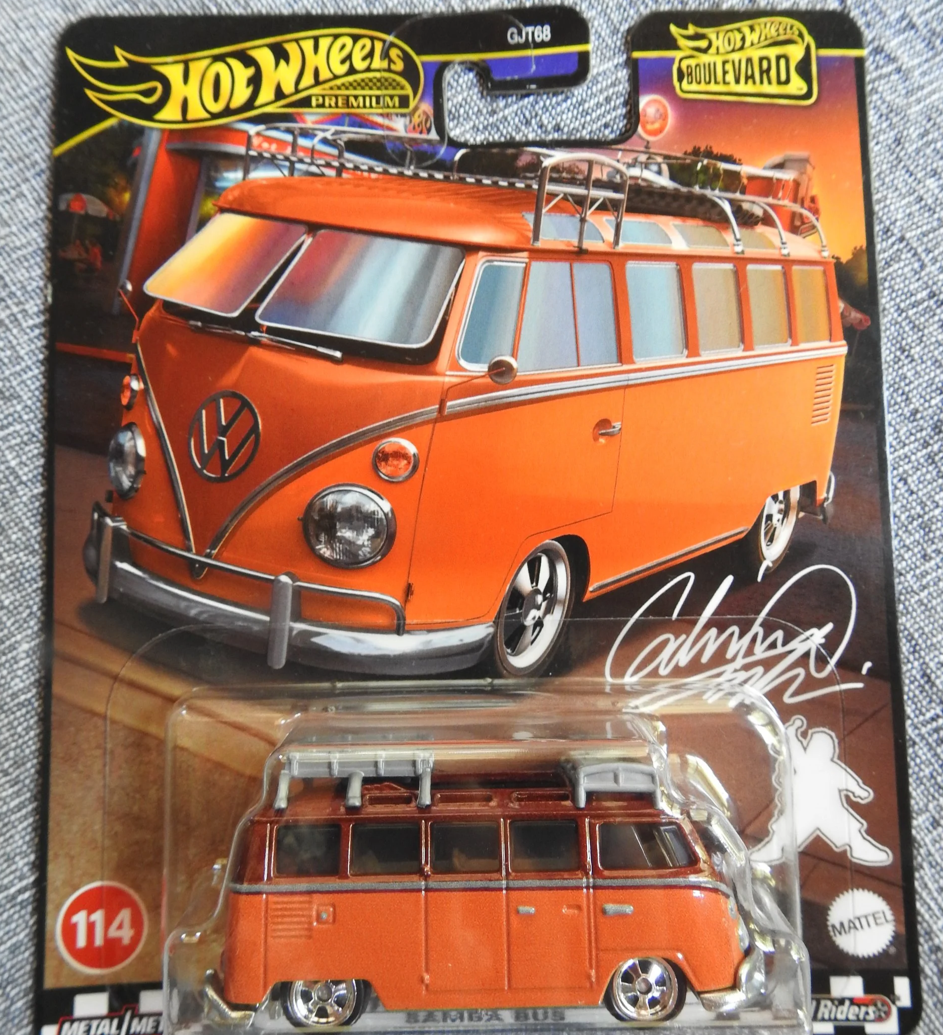 Hot Wheels 1967 VW Samba Bus Model