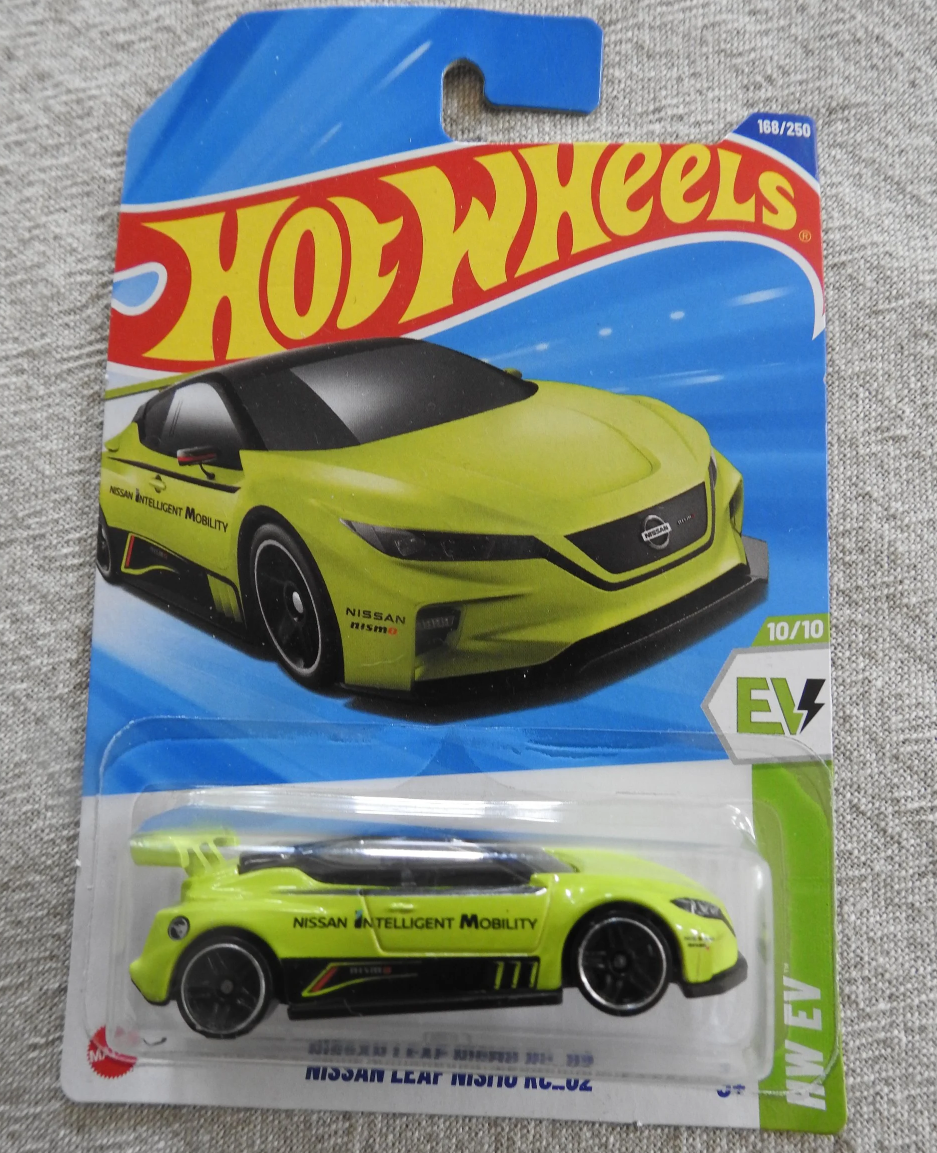 Hot Wheels Treasure Hunt Nissan Leaf Nismo