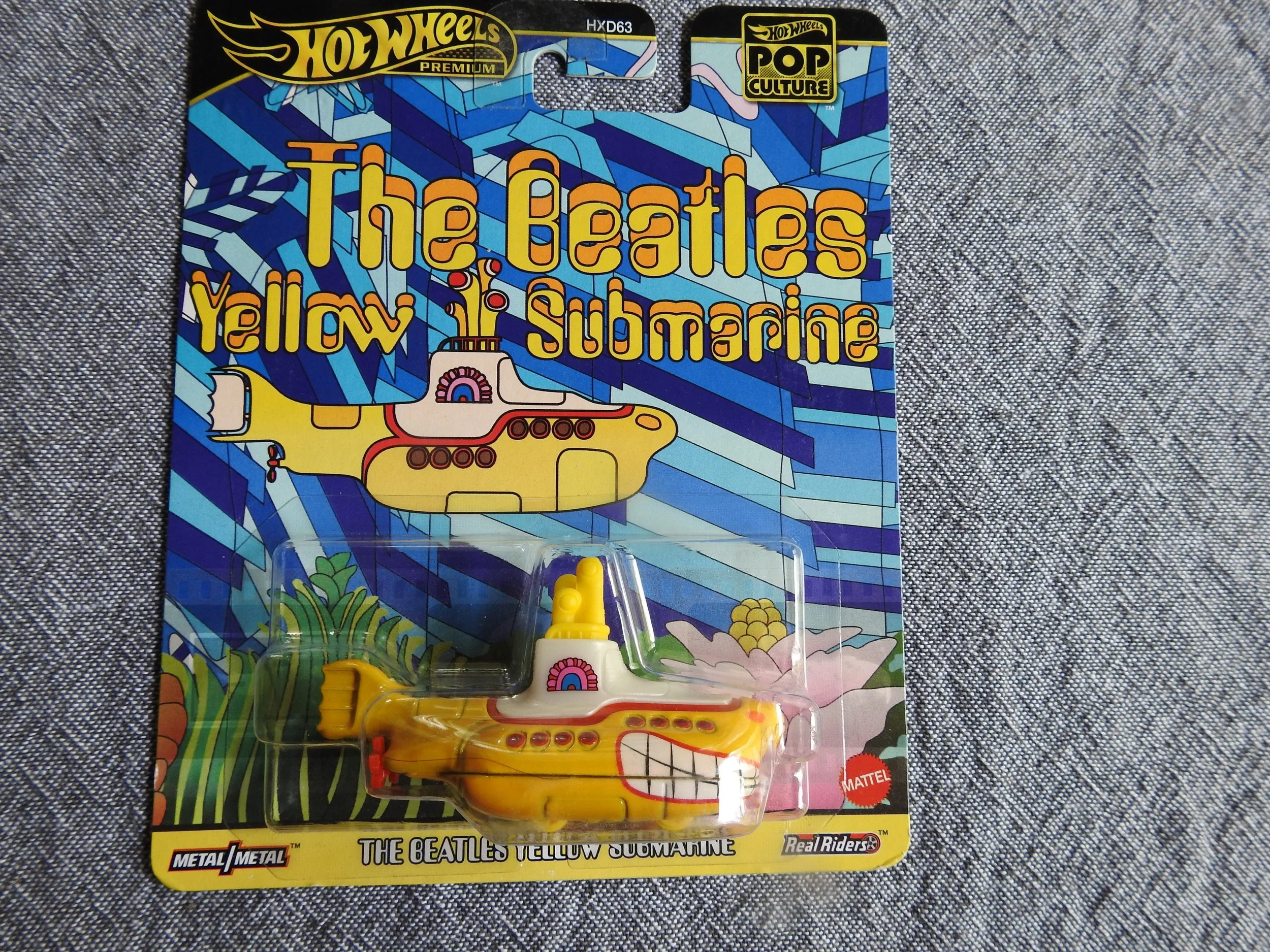 Hot Wheels Yellow Submarine