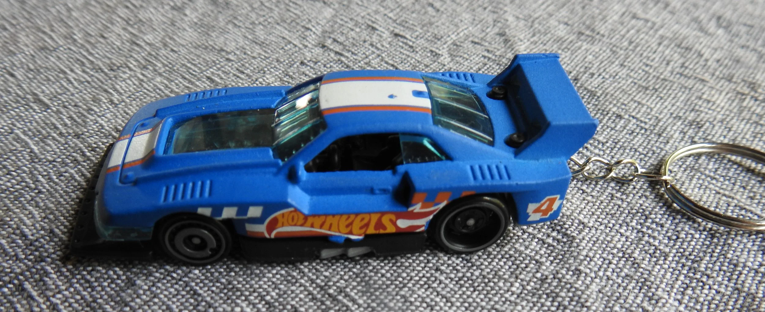 Hot wheels GT Scorcher Key ring
