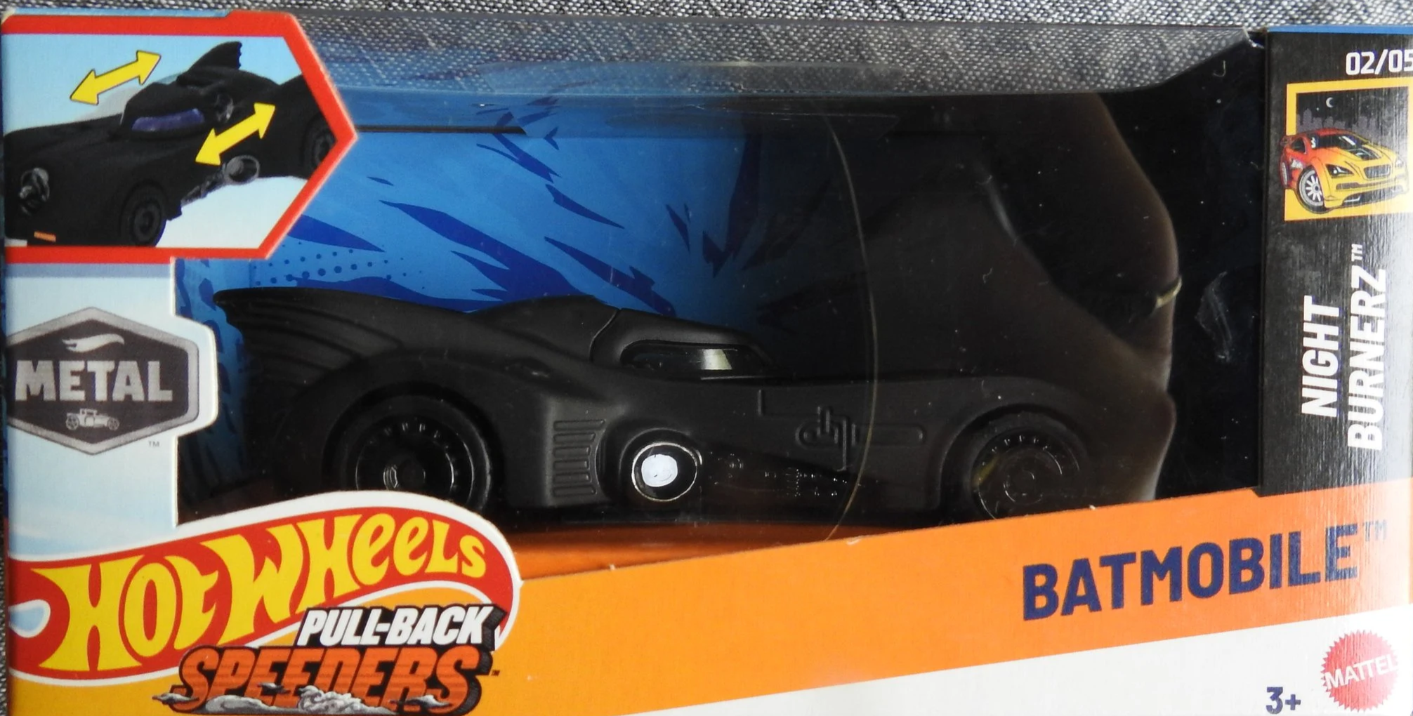 Hot Wheels Pull-Back Speeders Batmobile