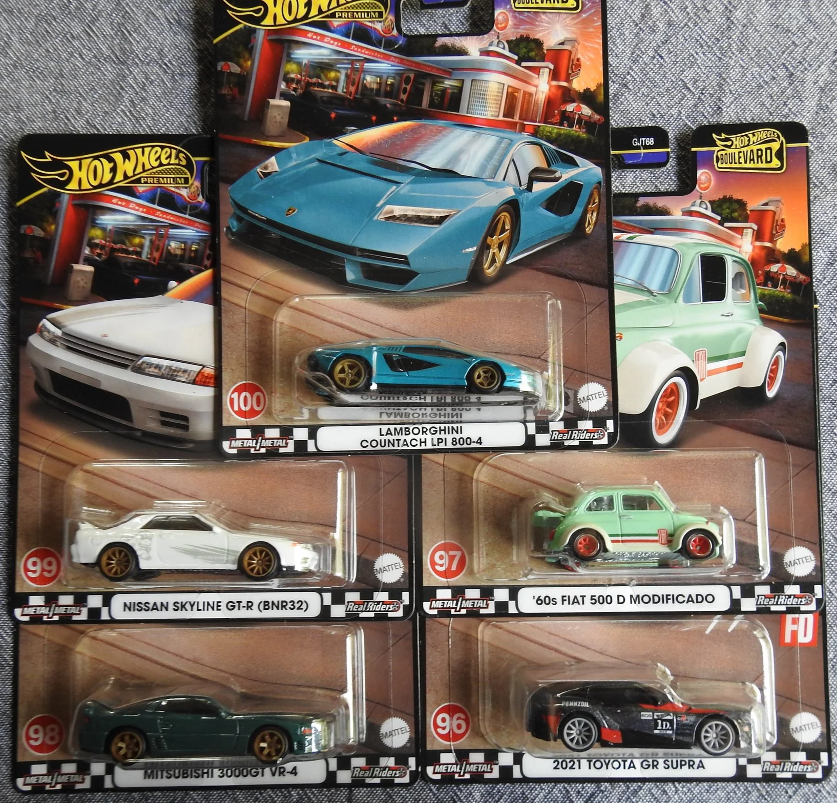 Hot Wheels Boulevard Collector's Set