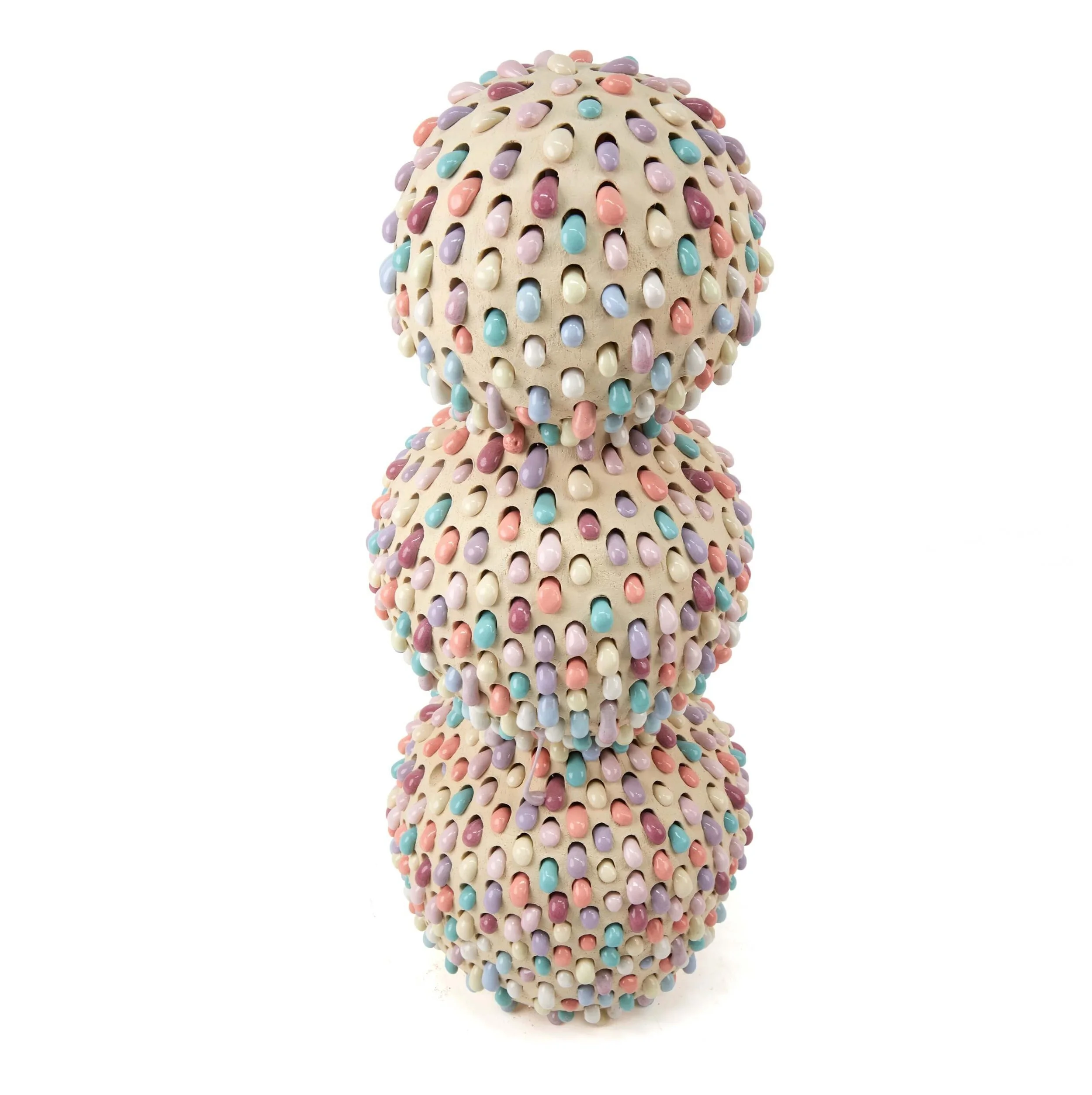 Exploring Human Emotions Through Ceramics: The Art of Ying Zheng