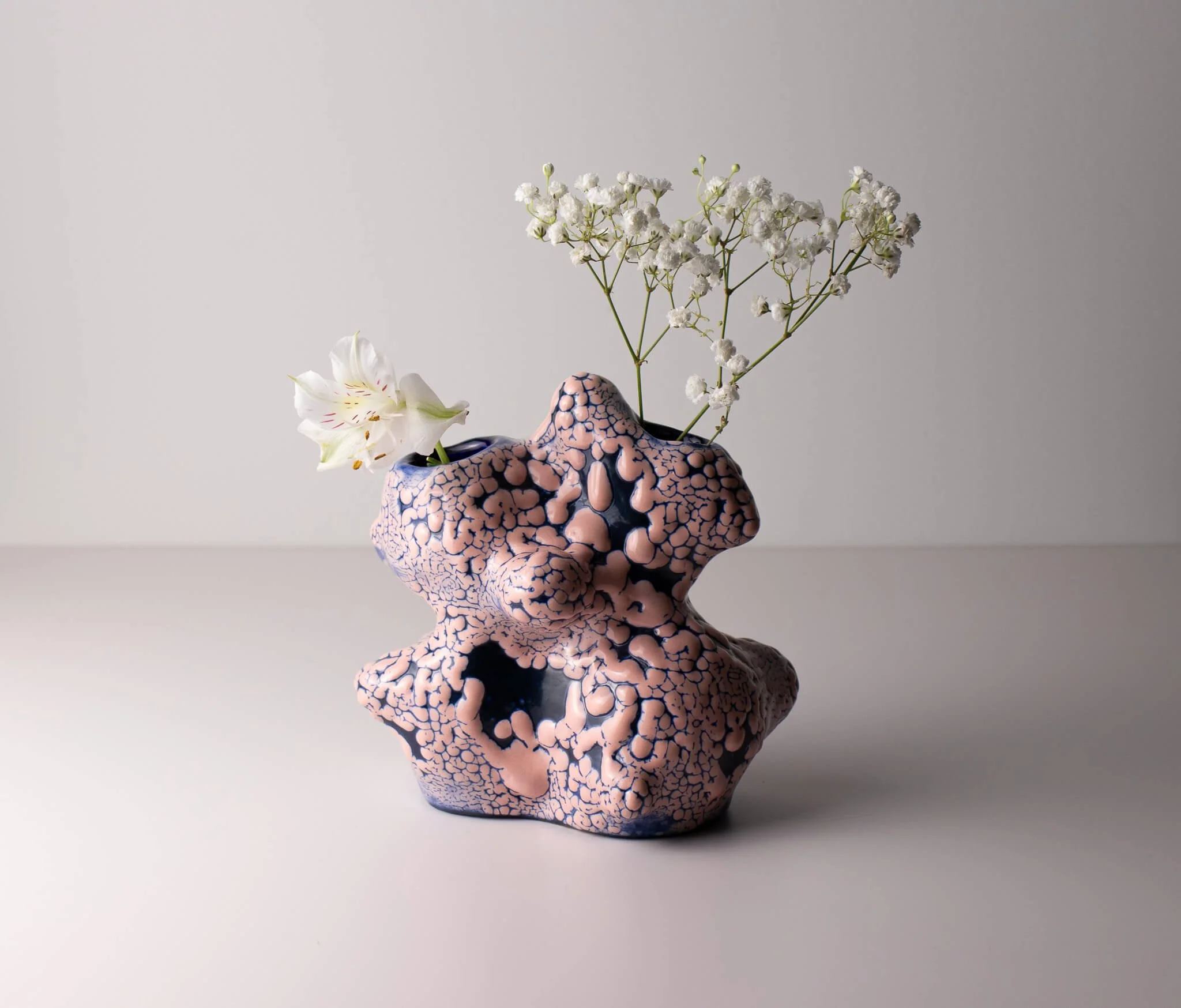 double_time_vase_01_-_ashley_perez.jpg