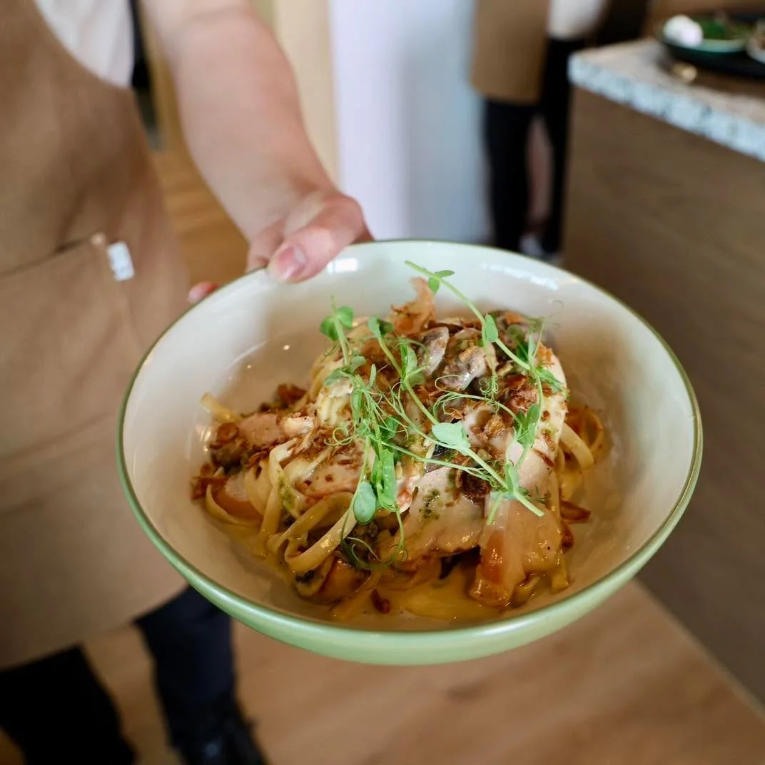 Looking for lunch that is a little Italian, filling and delicious? Our Fettuccine Alfredo is the dish for you!

#hobsonville #Westgate #aucklandcafe #bostoncafenz #brunch