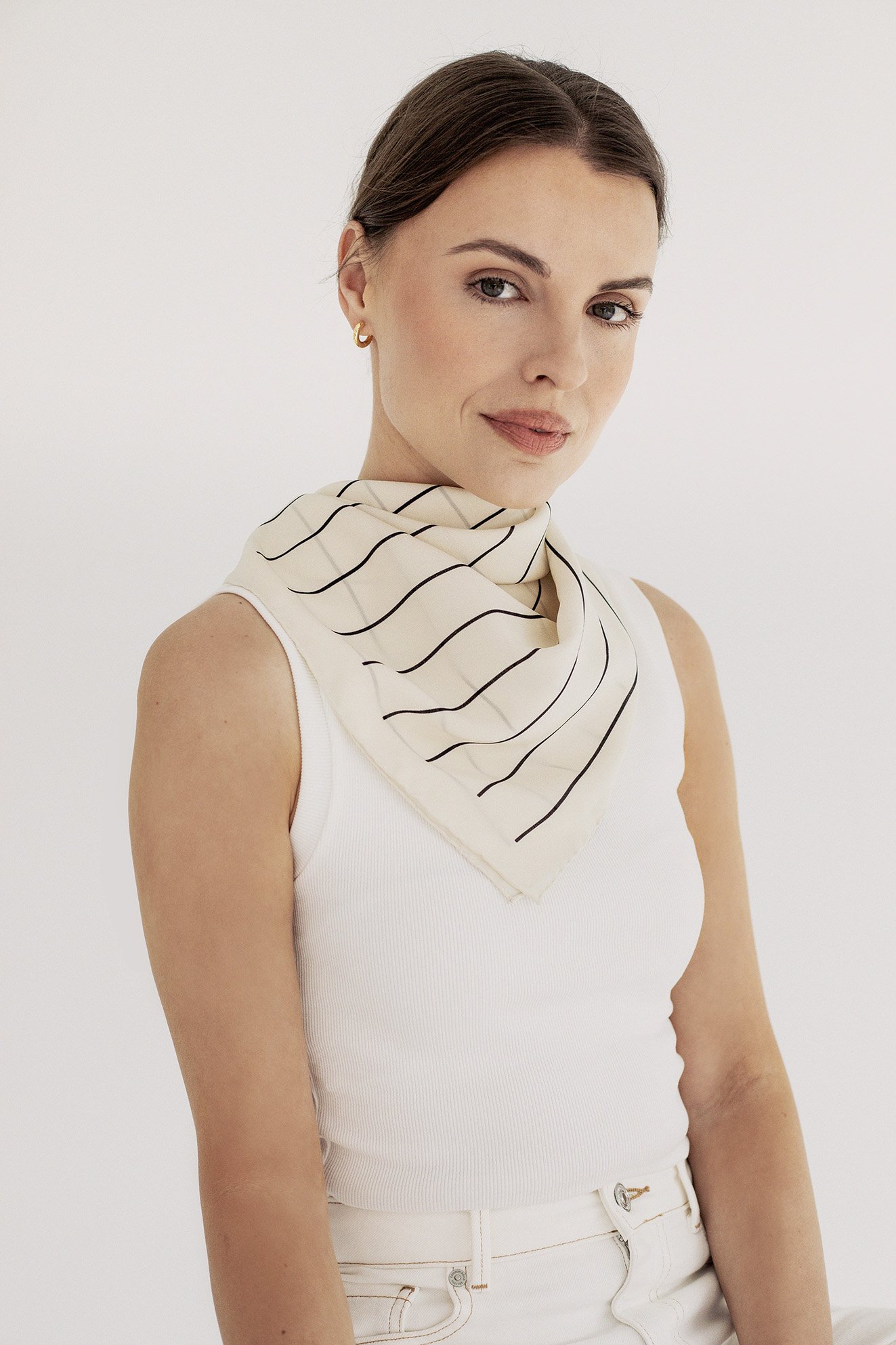 Leila Scarf