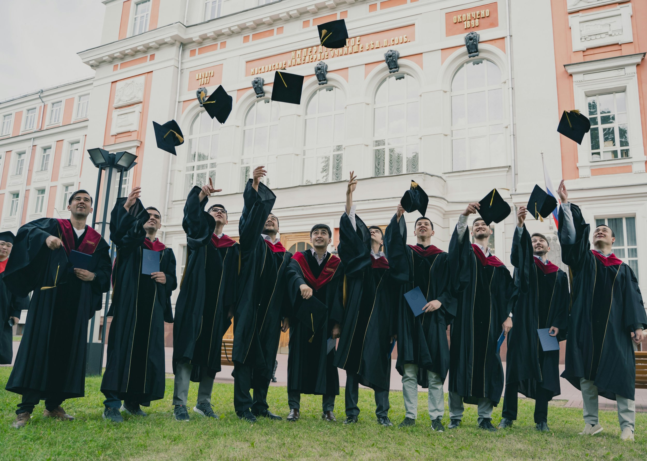 The Old Hamptonians Association is the Old Boys Alumni organisation of Hampton School