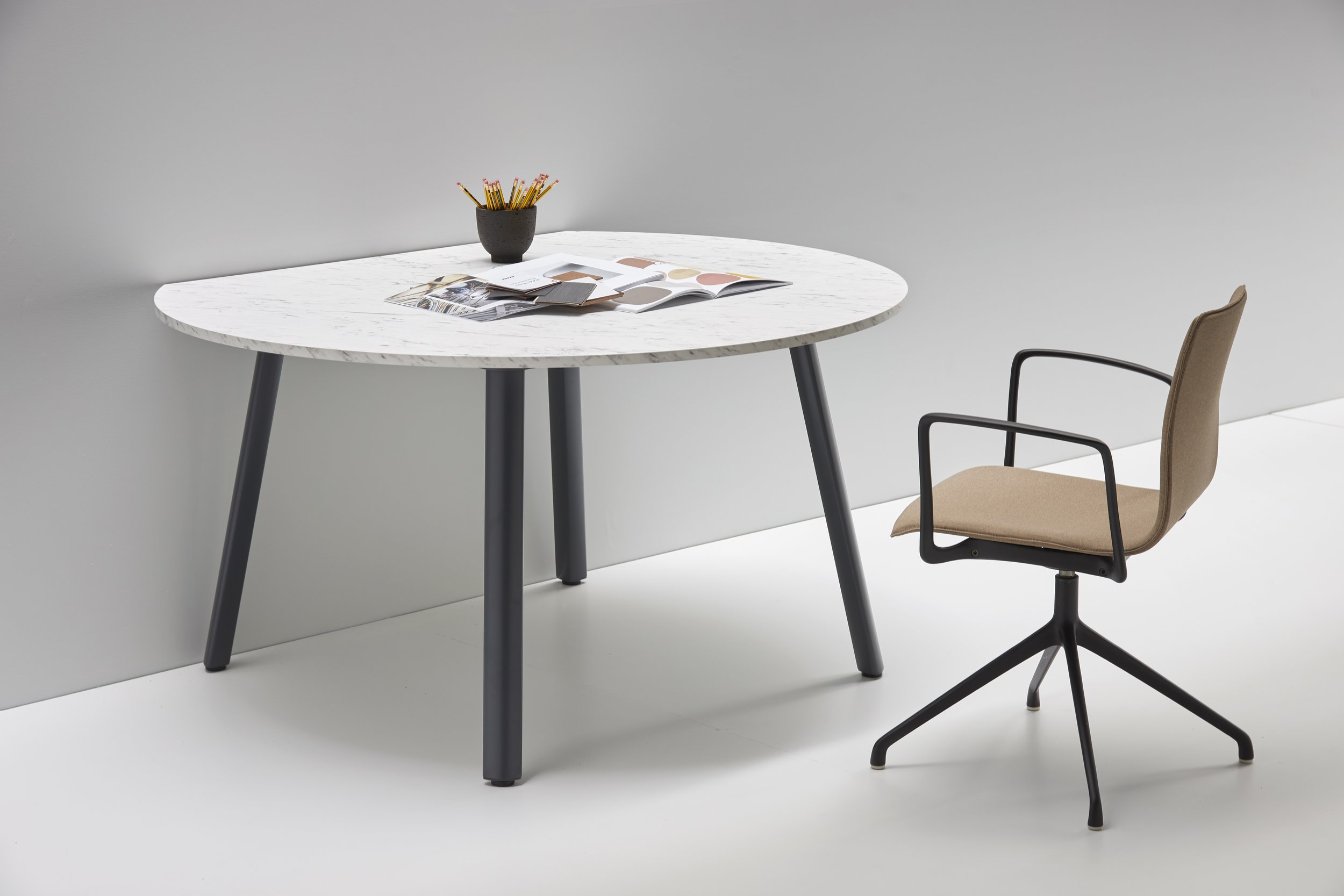 tknika-table_52439281330_o.jpg