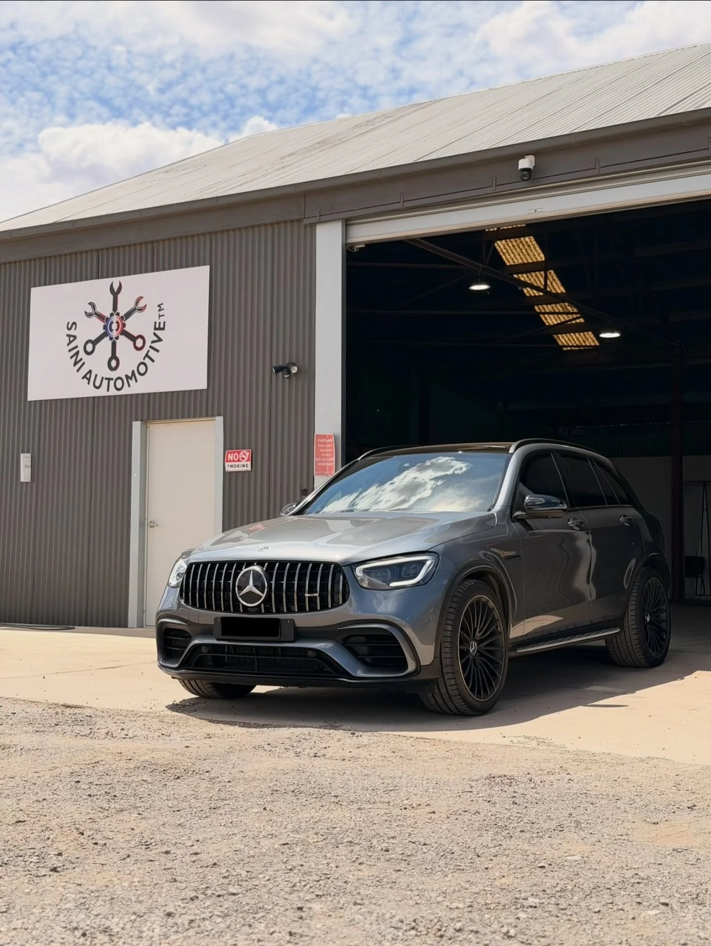Mercedes-Benz GLC63s AMG in for Service B

- Engine Oil &amp; Oil Filter ✅ 
- Cabin Air Filter &amp; Secondary Filter ✅ 
- K&amp;N HP Air Filters Fitted ✅ 
- Fully Inspected &amp; Service Logged With The Mercedes DSB System ✅ 

Ready to tear up the r