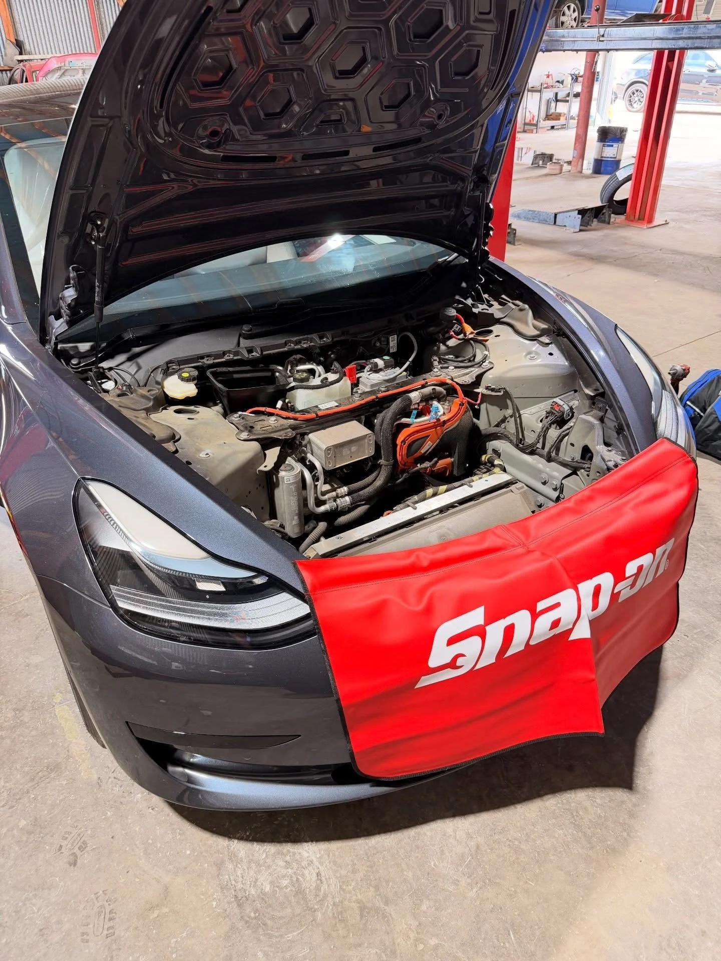 We specialise in servicing electric and hybrid vehicles, offering comprehensive care that includes servicing, repairs, tyres, brakes, fluid changes, and advanced diagnostics. Our team holds specialised certifications for working on electric and hybri